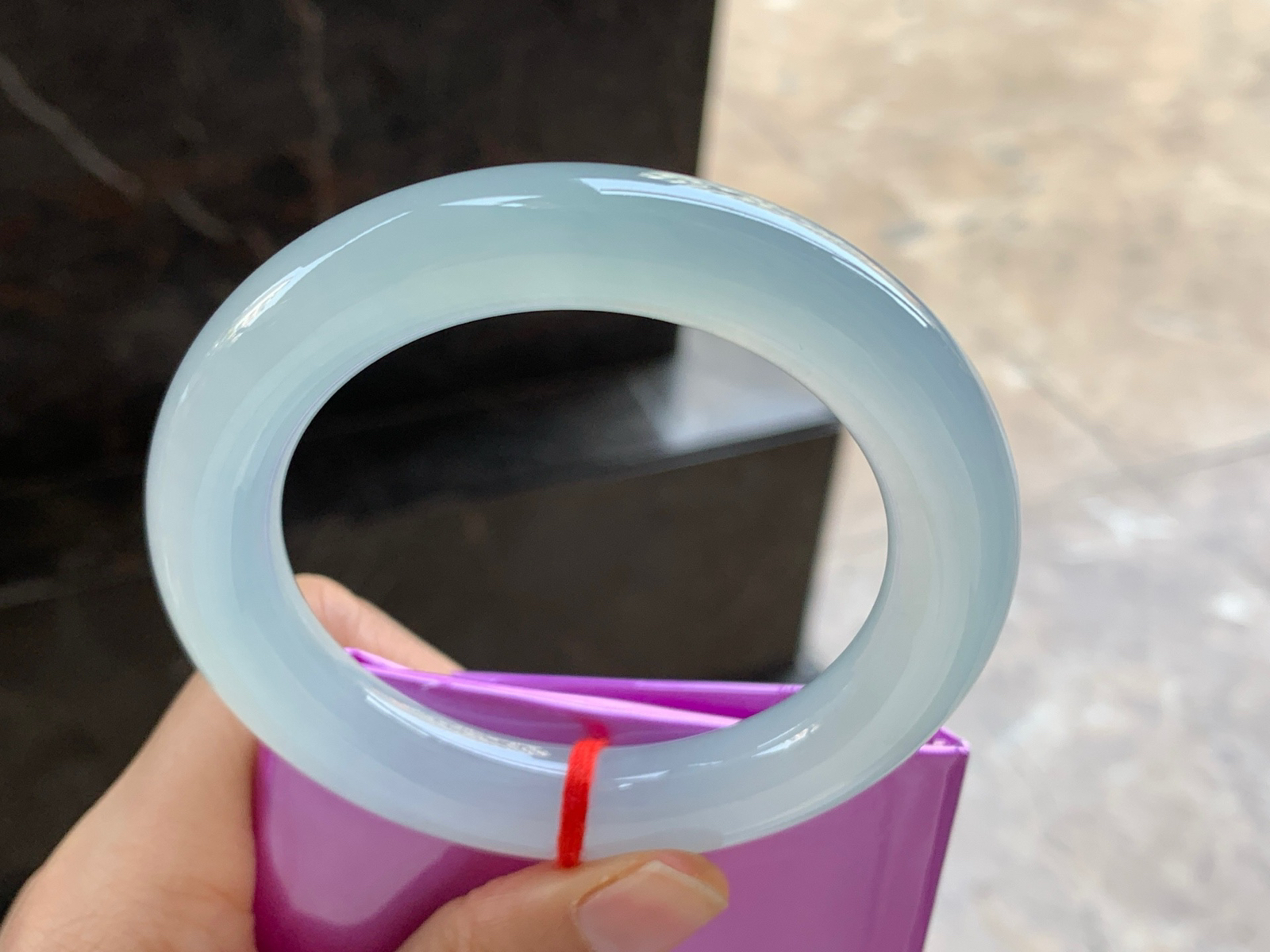 56-11.6

冰种晴水圆条手镯^_^清透 水润