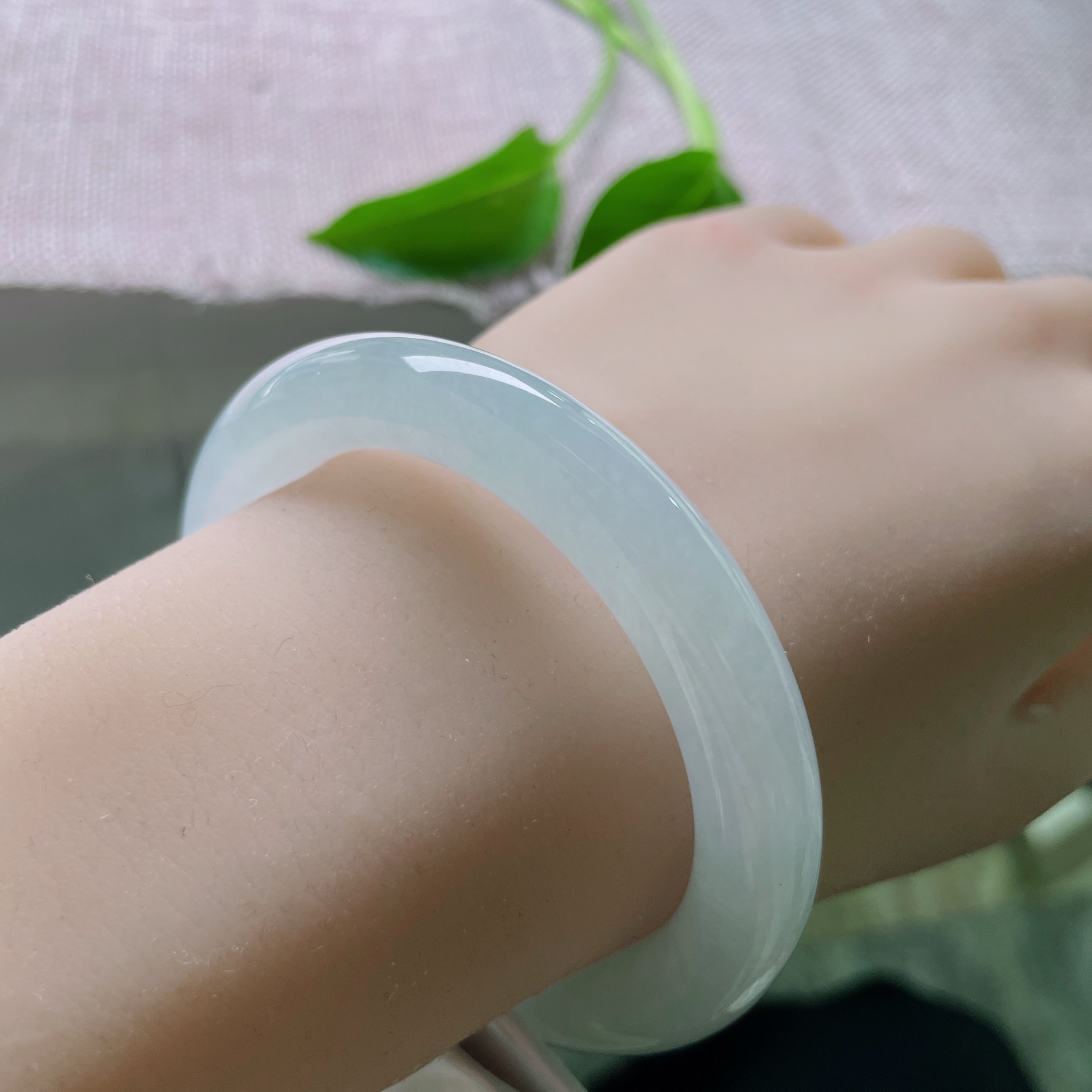 53.8/10白底圆条，冰清玉洁，种老，清泠一瞥，内里自有山河。