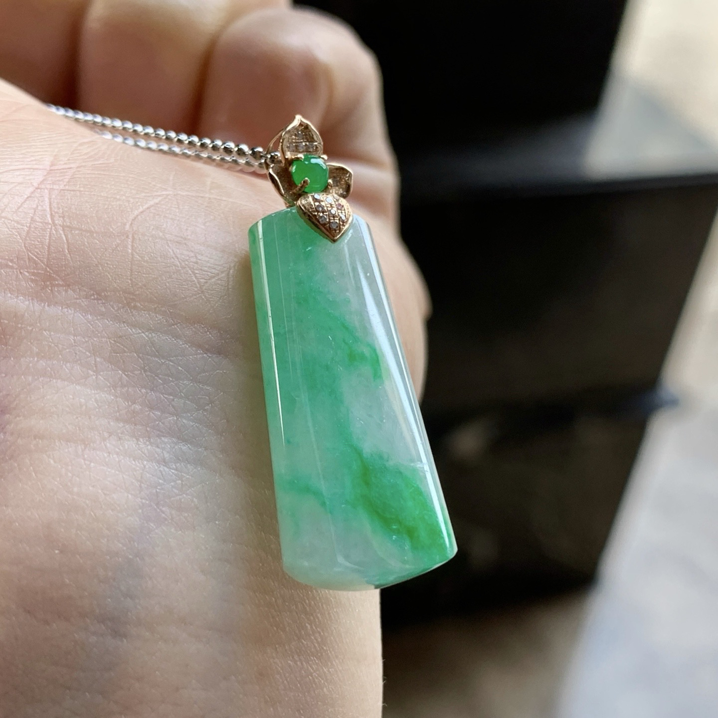 金扣飘绿无事牌^_^鲜艳