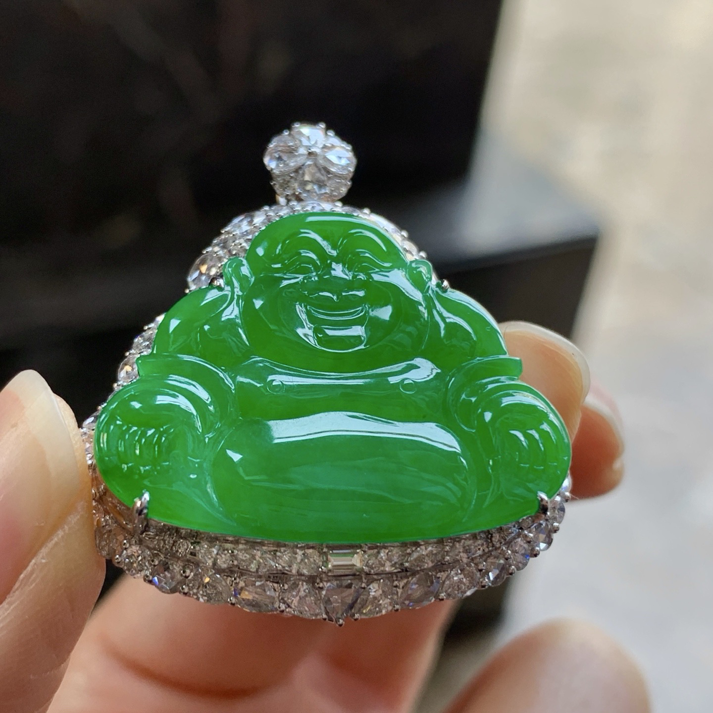 金钻镶嵌辣绿色佛公^_^鲜艳 浓郁