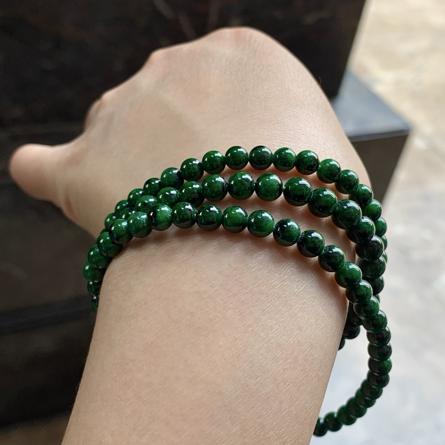 辣绿色珠链^_^鲜艳 浓郁