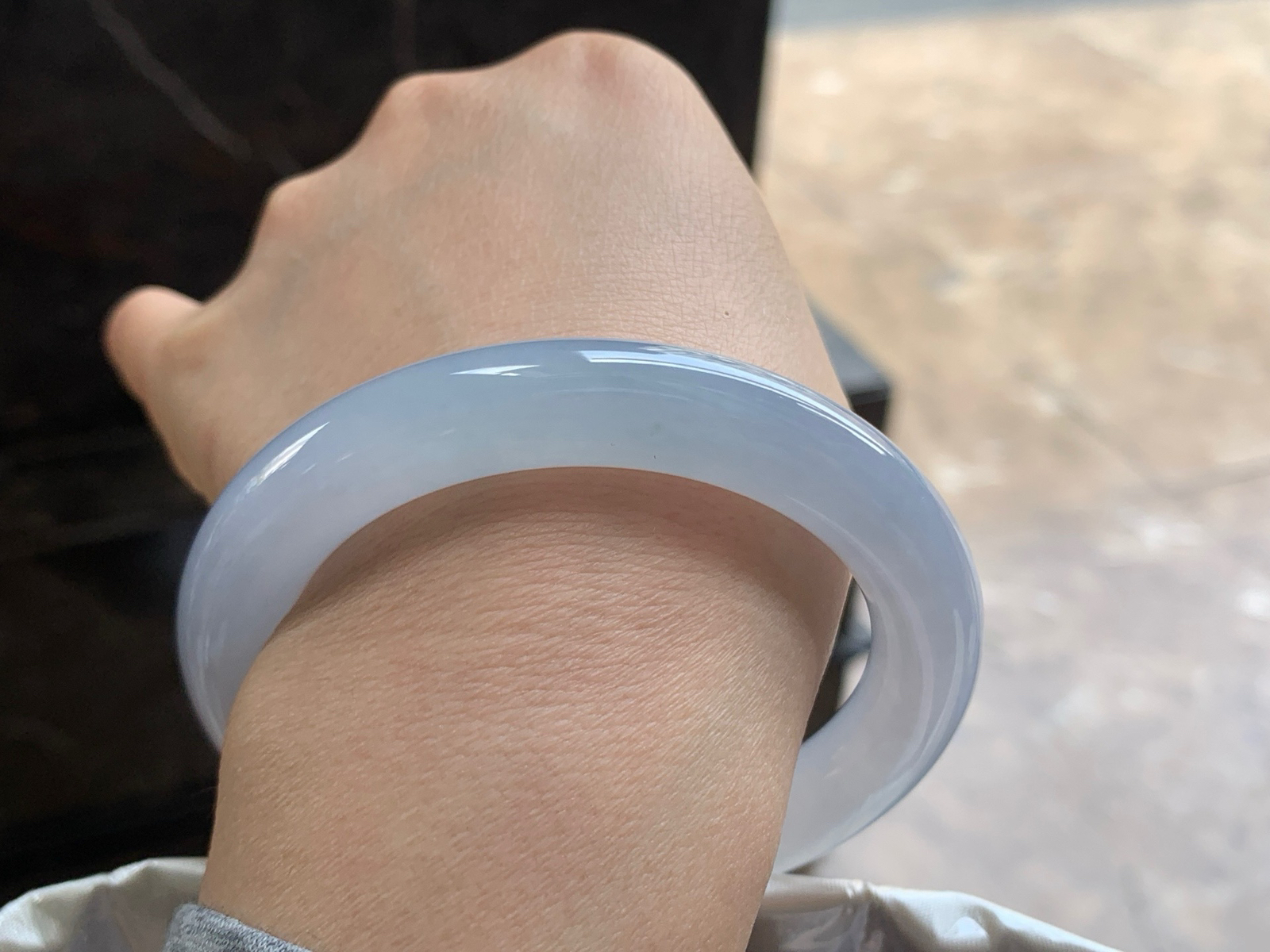 56.5-10.8

冰紫圆条手镯^_^清新