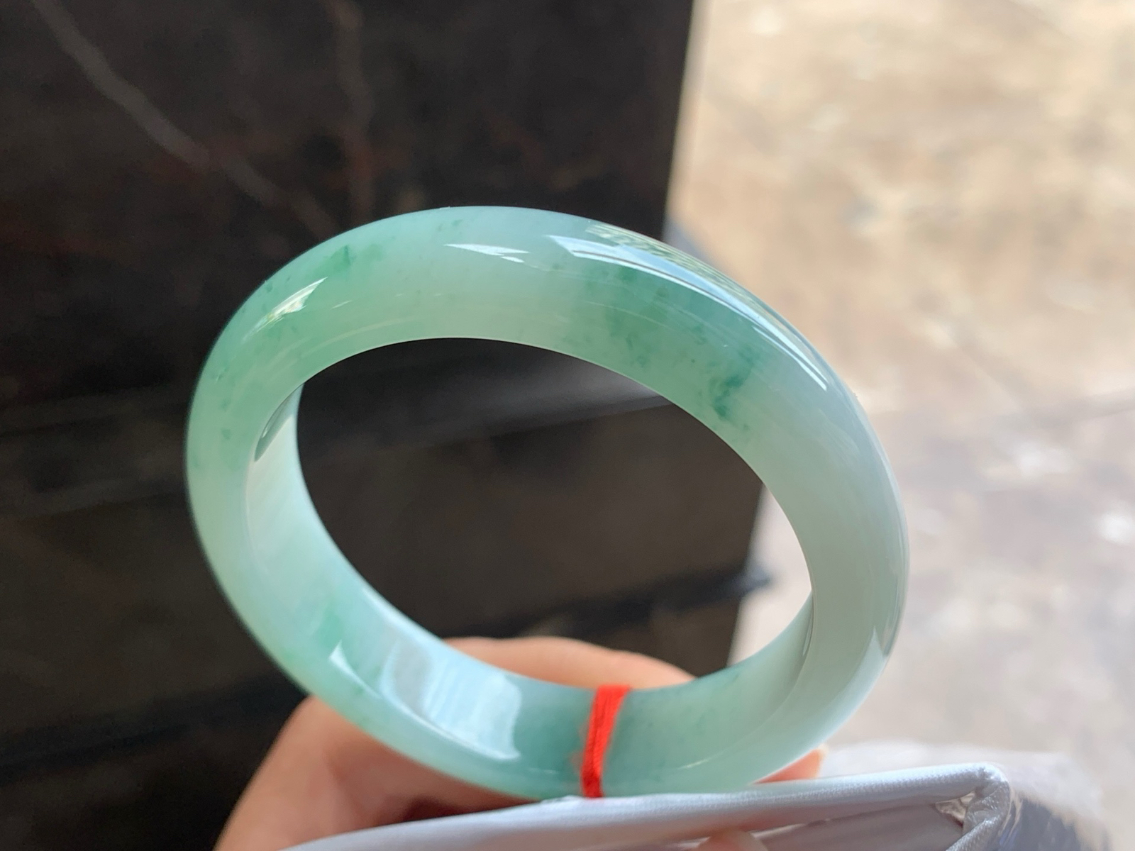 51-12.5-7.5

飘花手镯^_^玉质温润