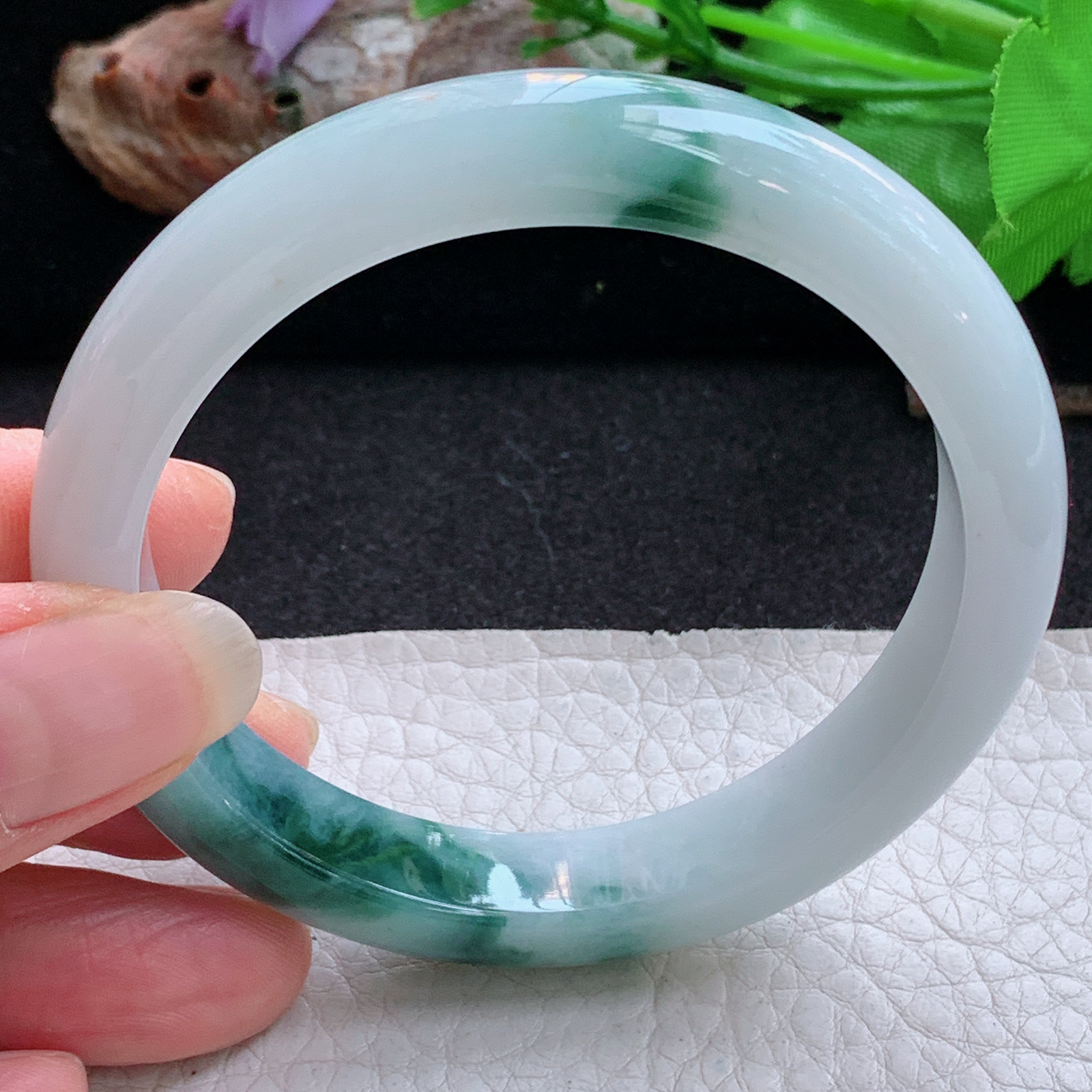 ee实拍56*11*7.8平安镯 天然缅甸翡翠a货手镯飘花水润正圈玉镯子