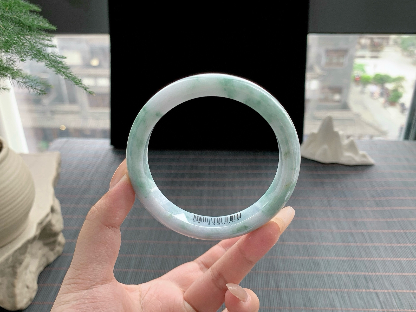 飘花大圈口
尺寸：60.4-11.7-8.3