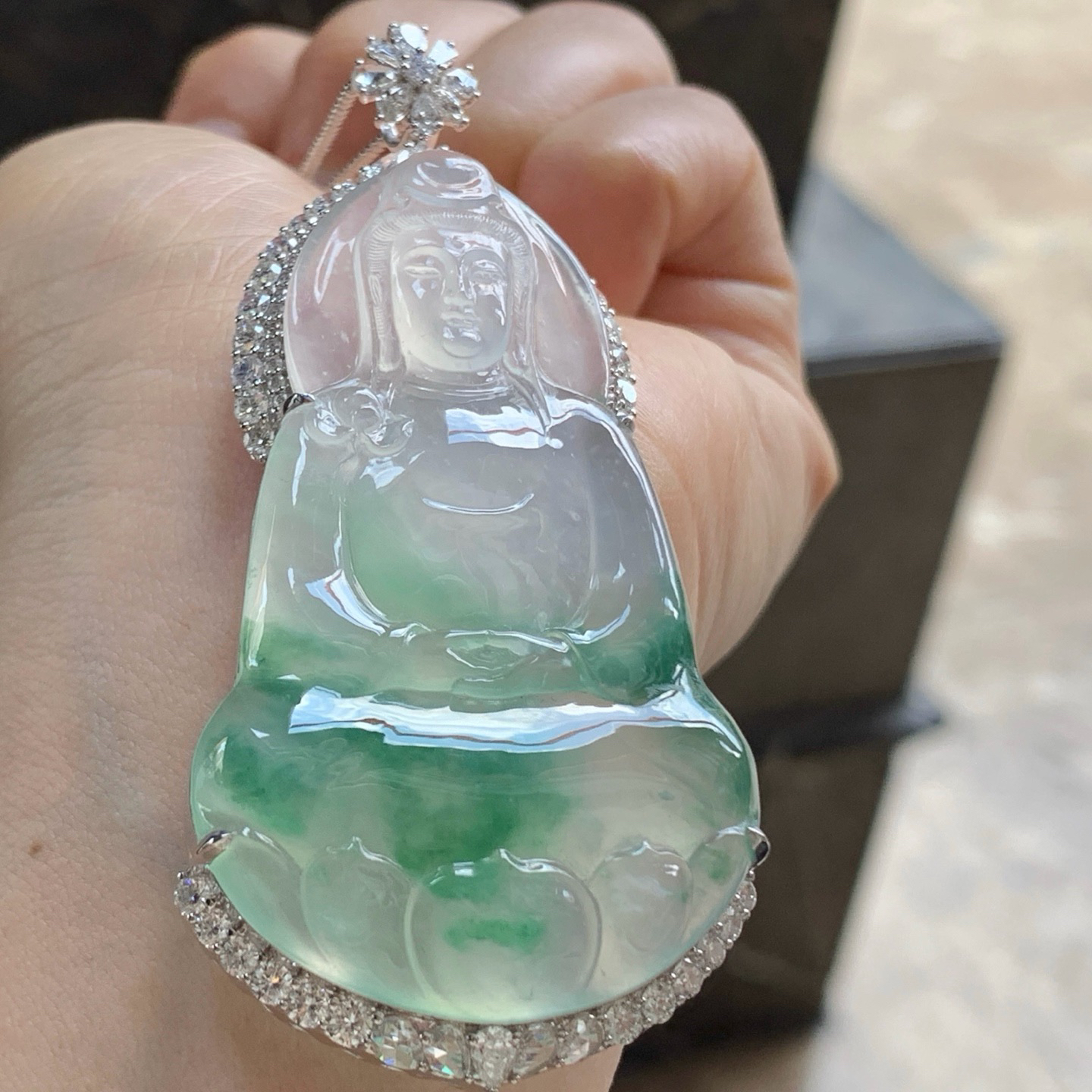 金钻飘绿观音^_^尺寸58.5-33.5-4.5 74.5-35-10.3mm