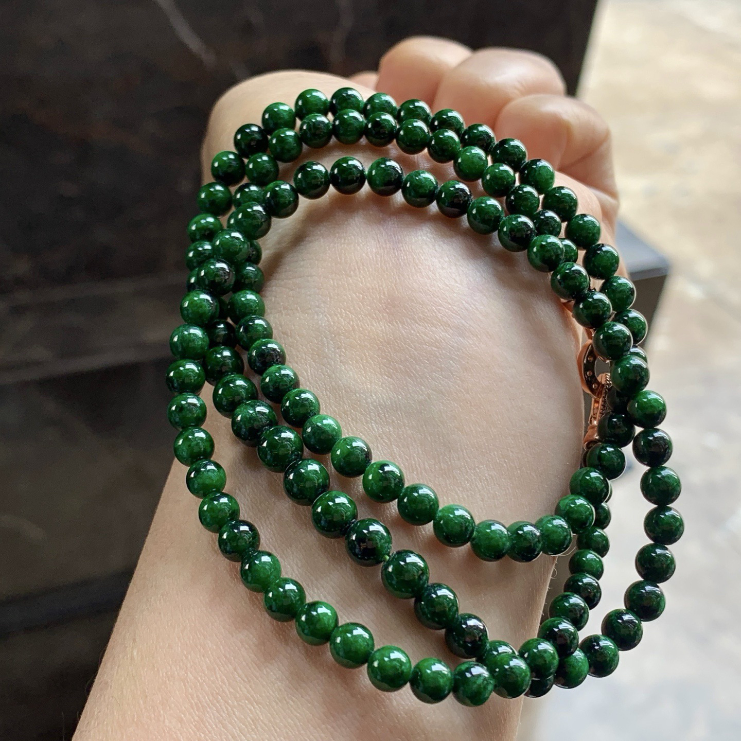 辣绿色珠链^_^鲜艳 浓郁