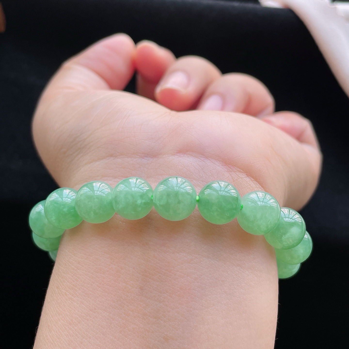 晴绿色·珠串

裸9.9