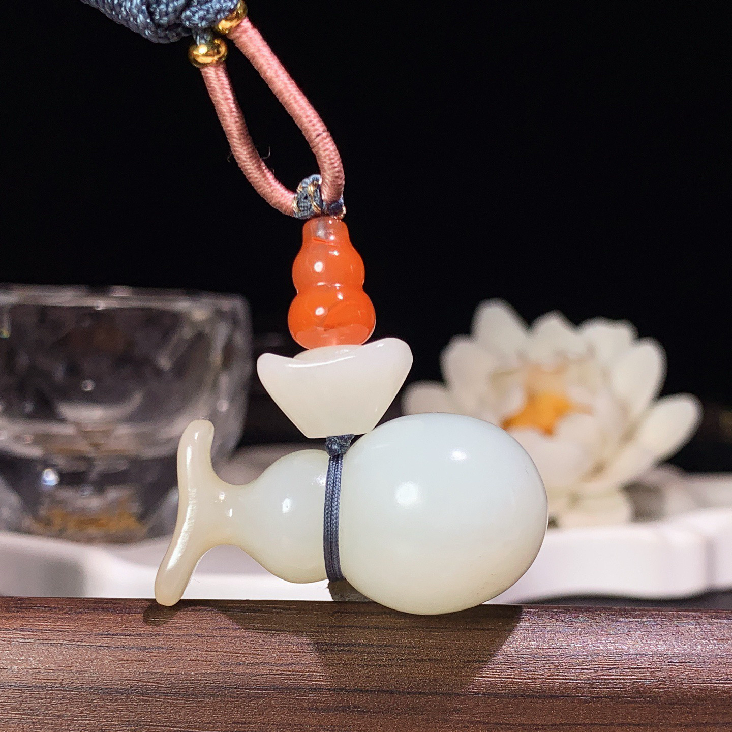 新疆和田玉且末糖福禄葫芦挂件 尺寸35/20重21克，玉质细腻油润 底色纯净 脂粉好，品质好！lt260330