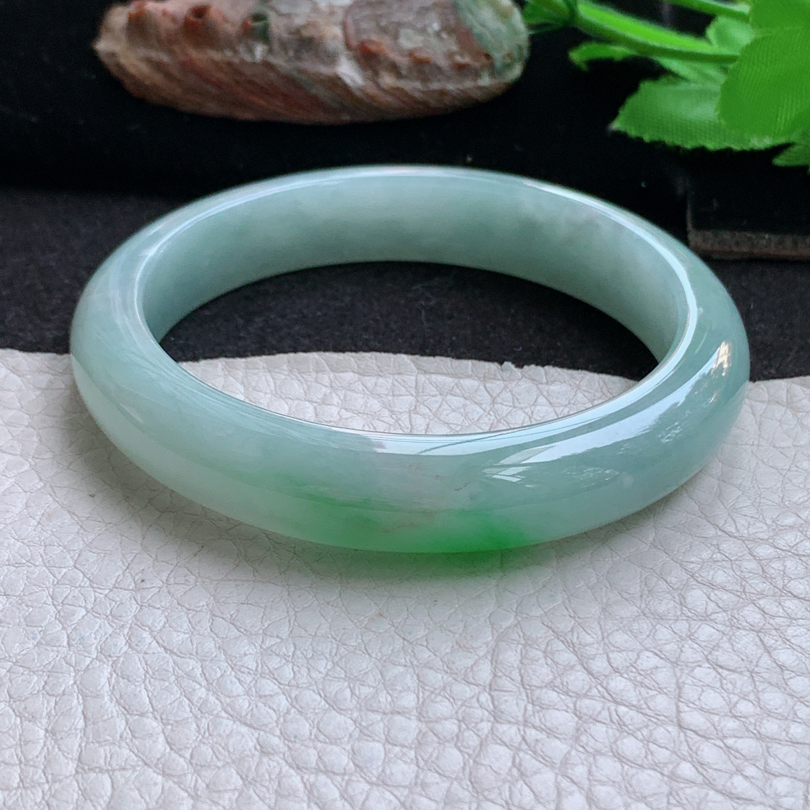 fx实拍58.5*12*8平安镯 天然缅甸翡翠手镯飘绿细润正圈玉镯子