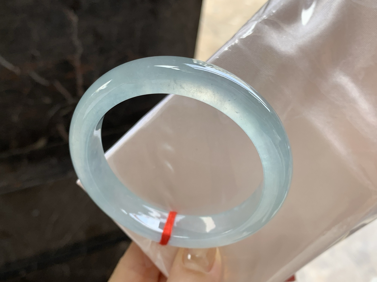 56-12.1-8.7

冰种手镯^_^冰味十足～上手漂亮