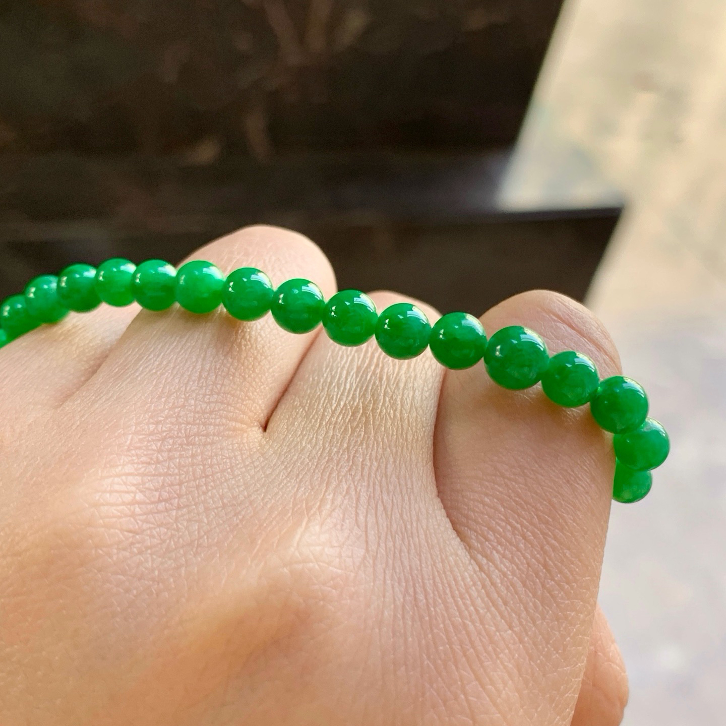 辣绿色手串^_^鲜艳 辣眼