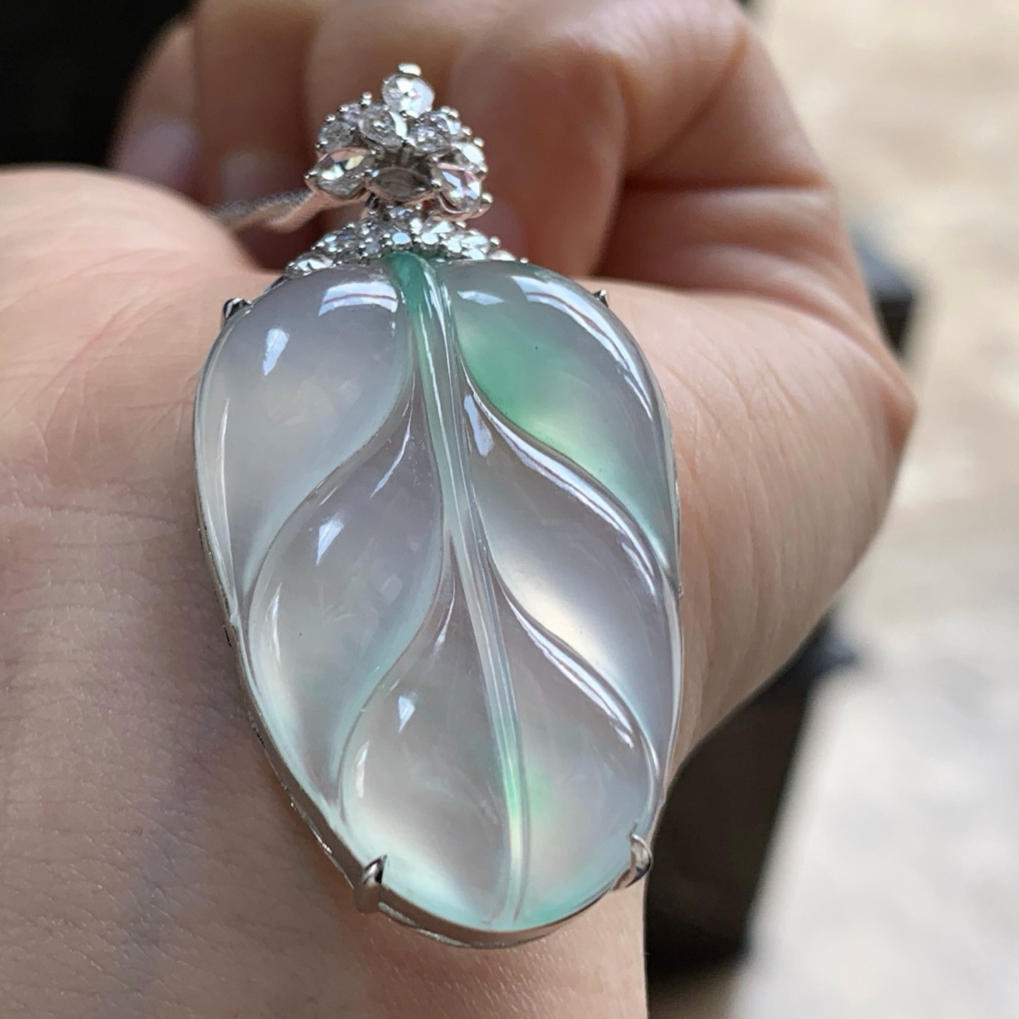 金钻镶嵌冰晴叶子^_^冰透 尺寸34.5-23.4-3.5 46.7-23.4-7.9mm