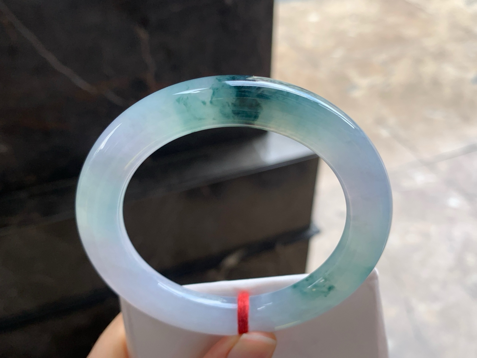 57-10.6

蓝花圆条手镯^_^飘花浓郁