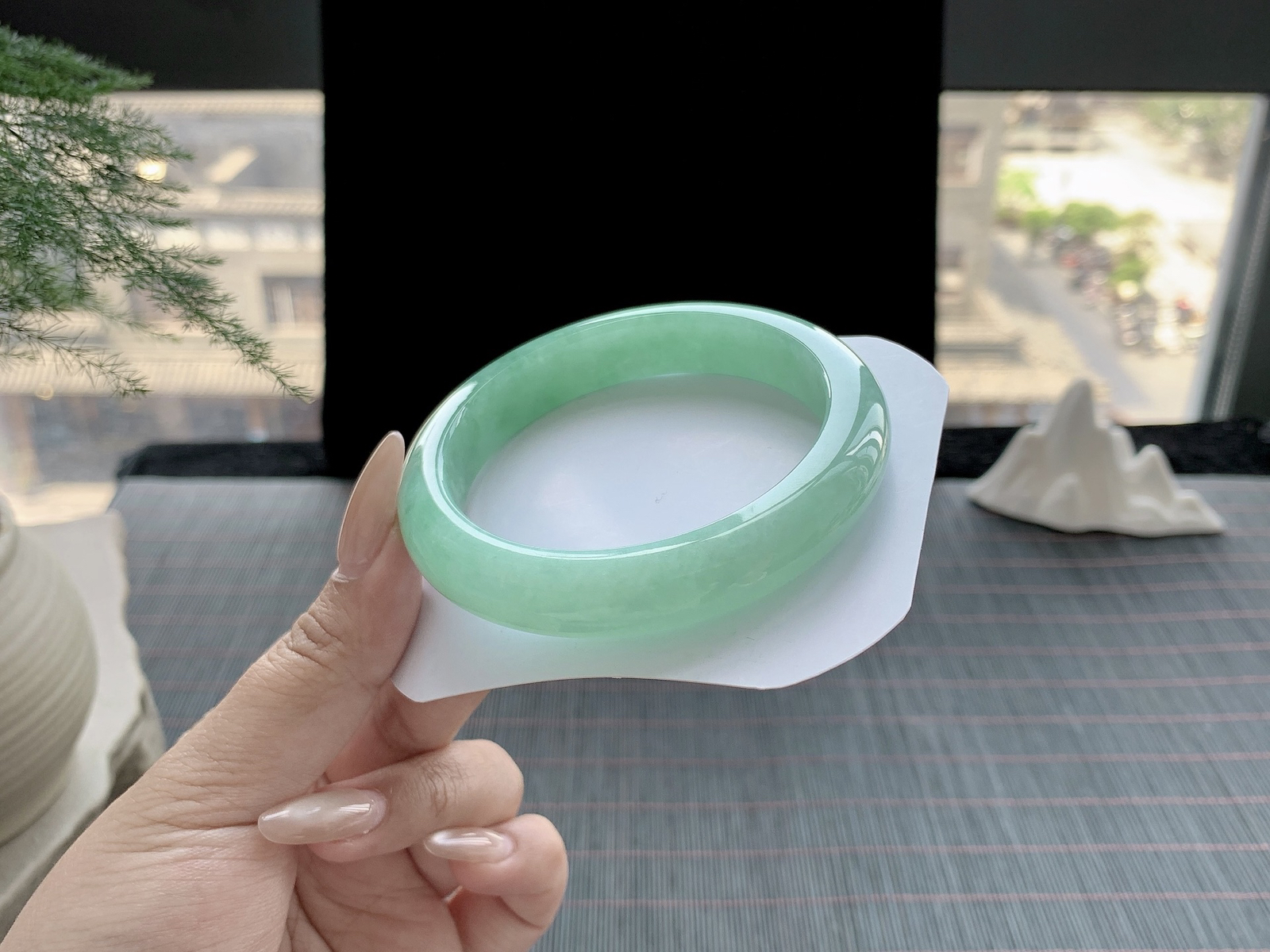 满圈果绿，尺寸：57.5-12.1-8.9