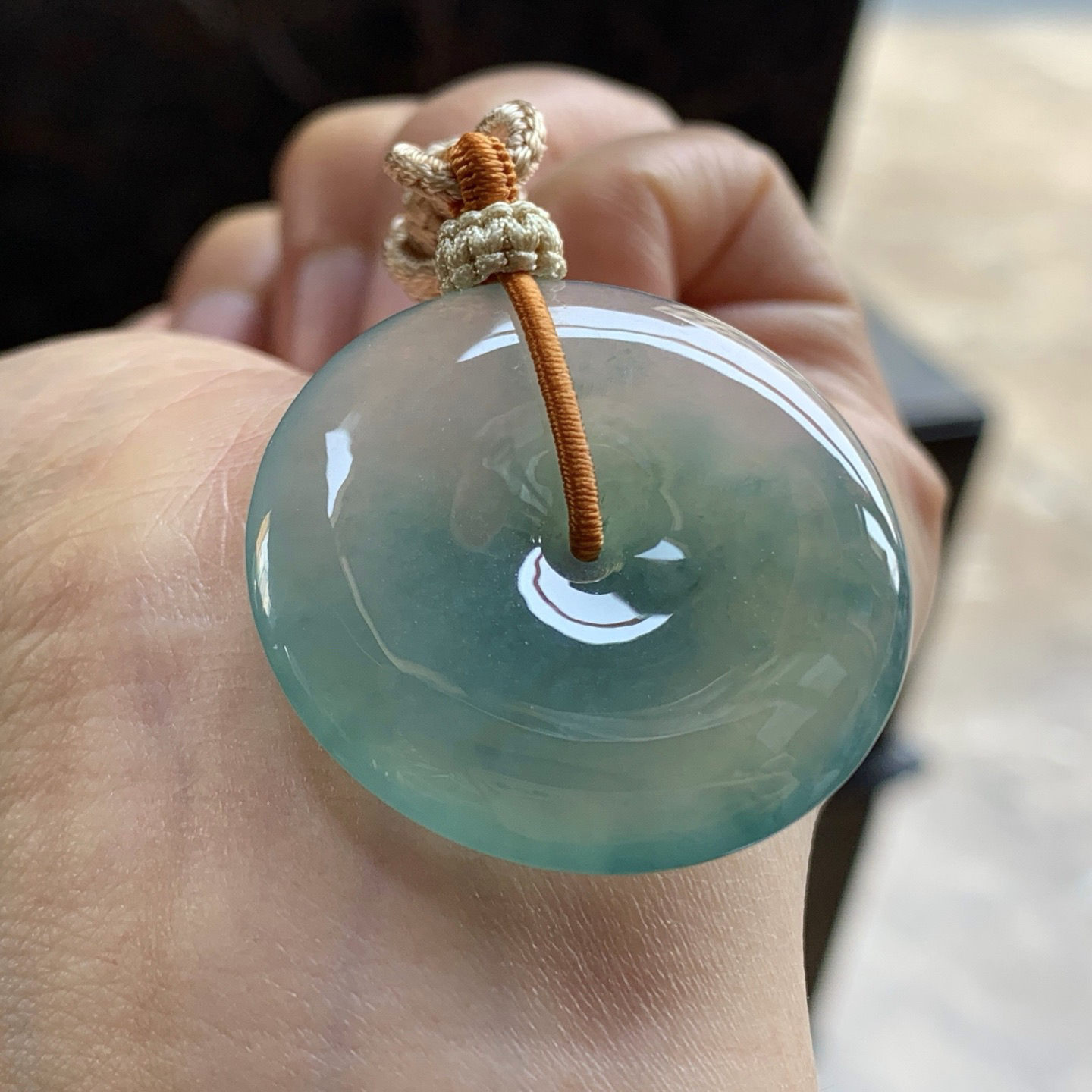 飘花平安扣^_^鲜艳 玉质温润