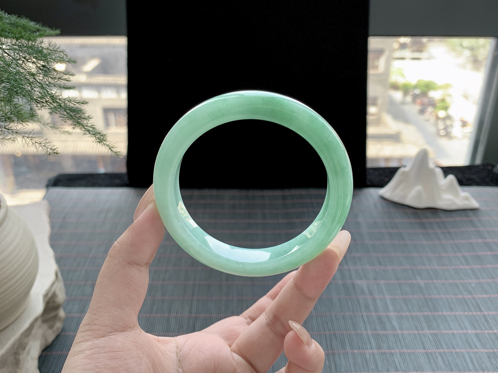 满圈果绿，尺寸：57.5-12.1-8.9