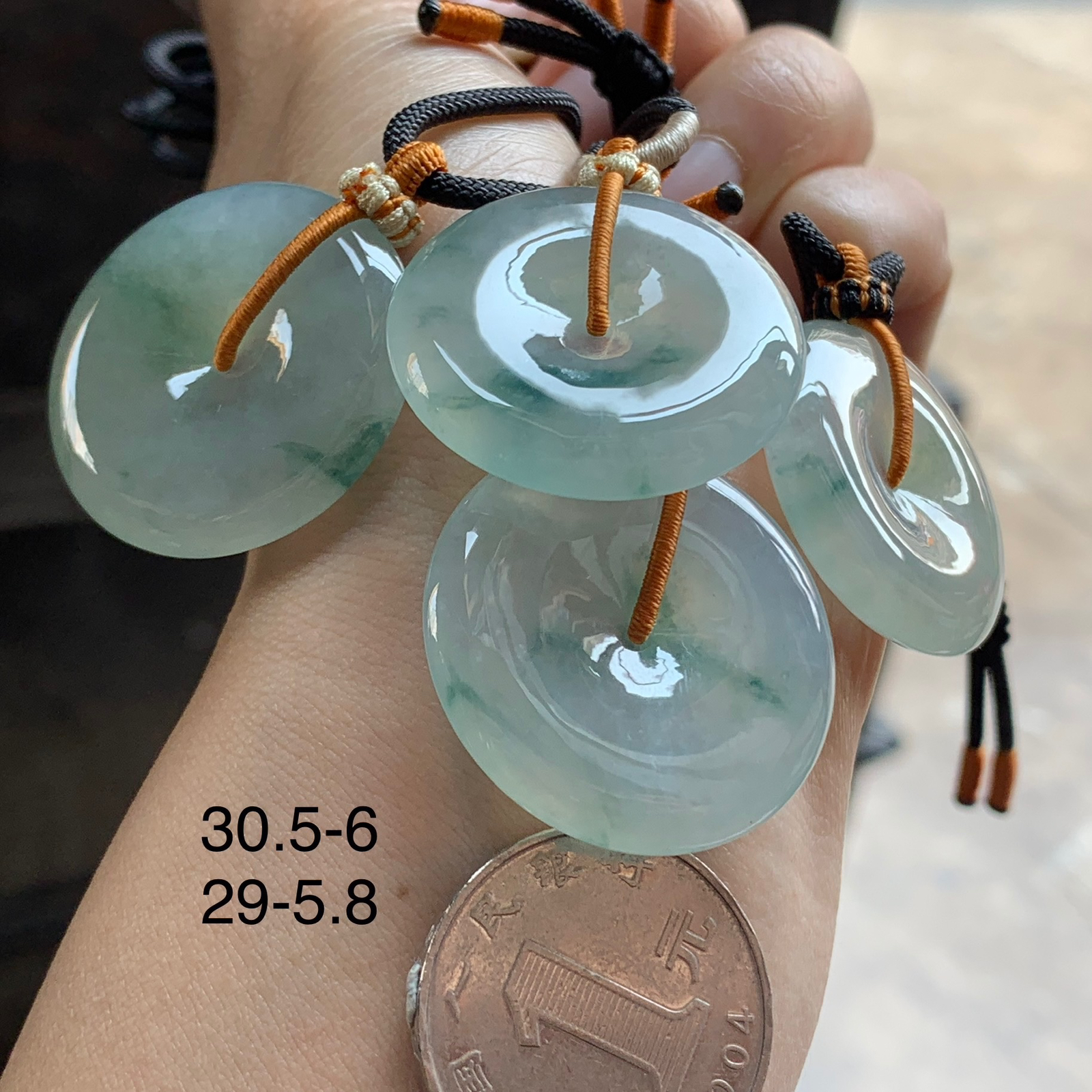 蓝花平安扣^_^飘花灵韵