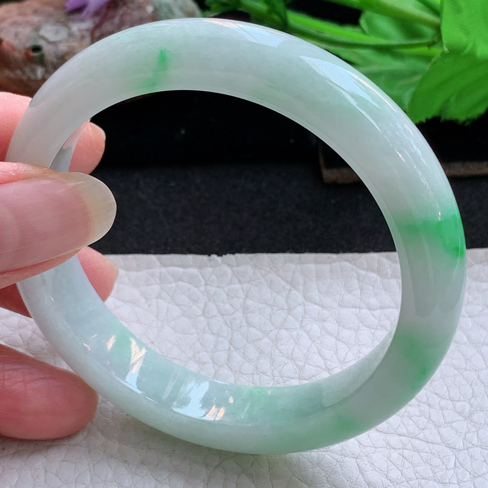 xc实拍57*12*8.6平安镯 天然缅甸翡翠a货手镯飘阳绿胶感正圈玉镯子