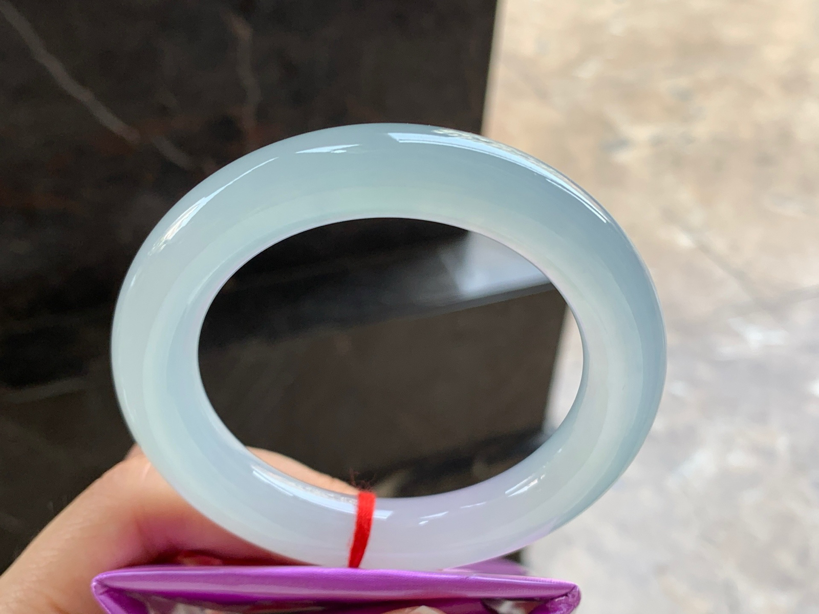 56-11.6

冰种晴水圆条手镯^_^清透 水润