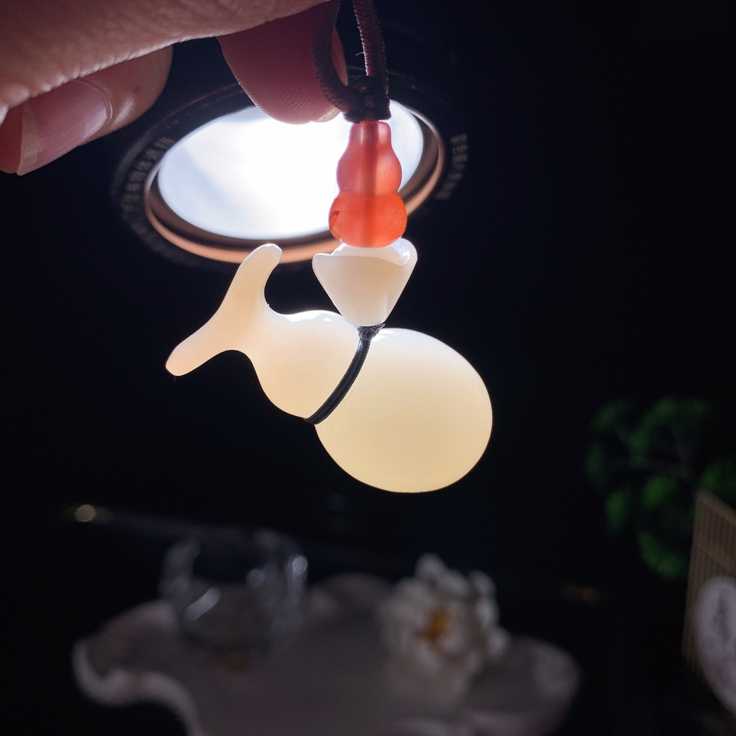 新疆和田玉且末糖福禄葫芦挂件 尺寸35/20重21克，玉质细腻油润 底色纯净 脂粉好，品质好！lt260330