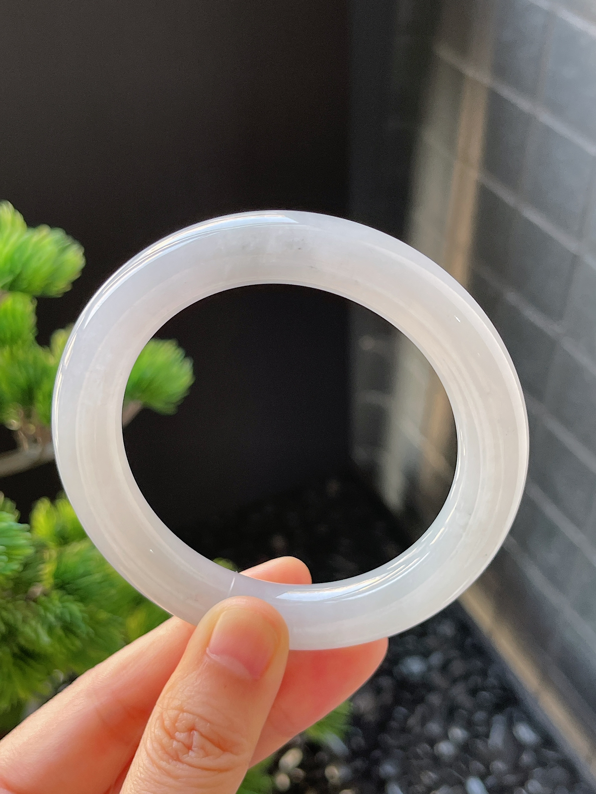 圆镯55.2圈口，翡翠冰糯种白色手镯