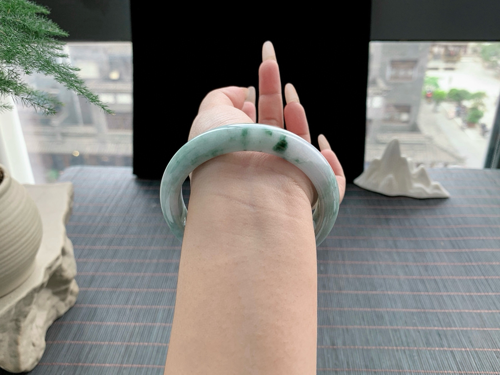 飘花大圈口
尺寸：60.4-11.7-8.3