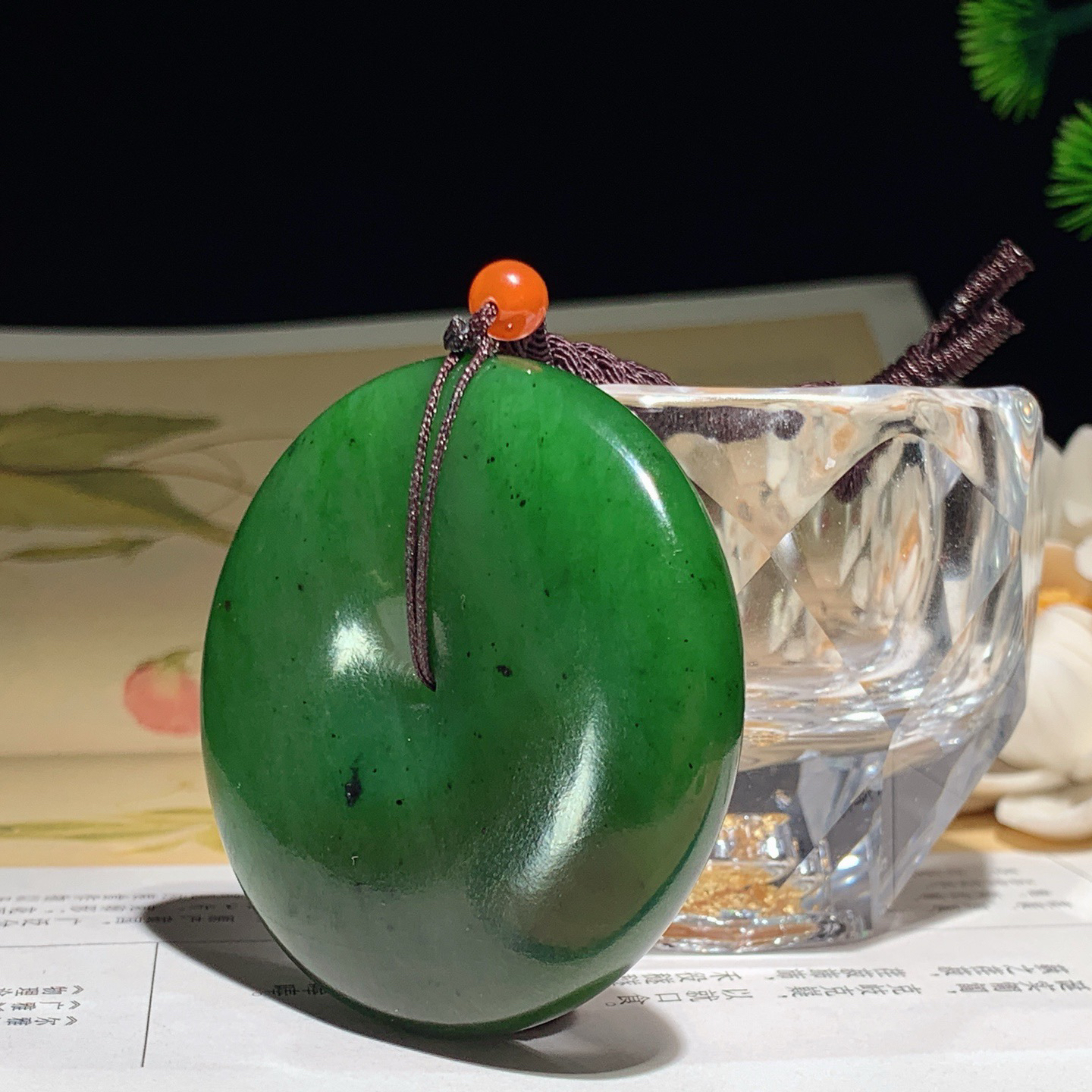 和田玉菠菜绿俄罗斯碧玉平安扣怀古挂件 尺寸53/12重72.8克，玉质细腻油润 底色纯净 脂粉好，品质好！lt260330