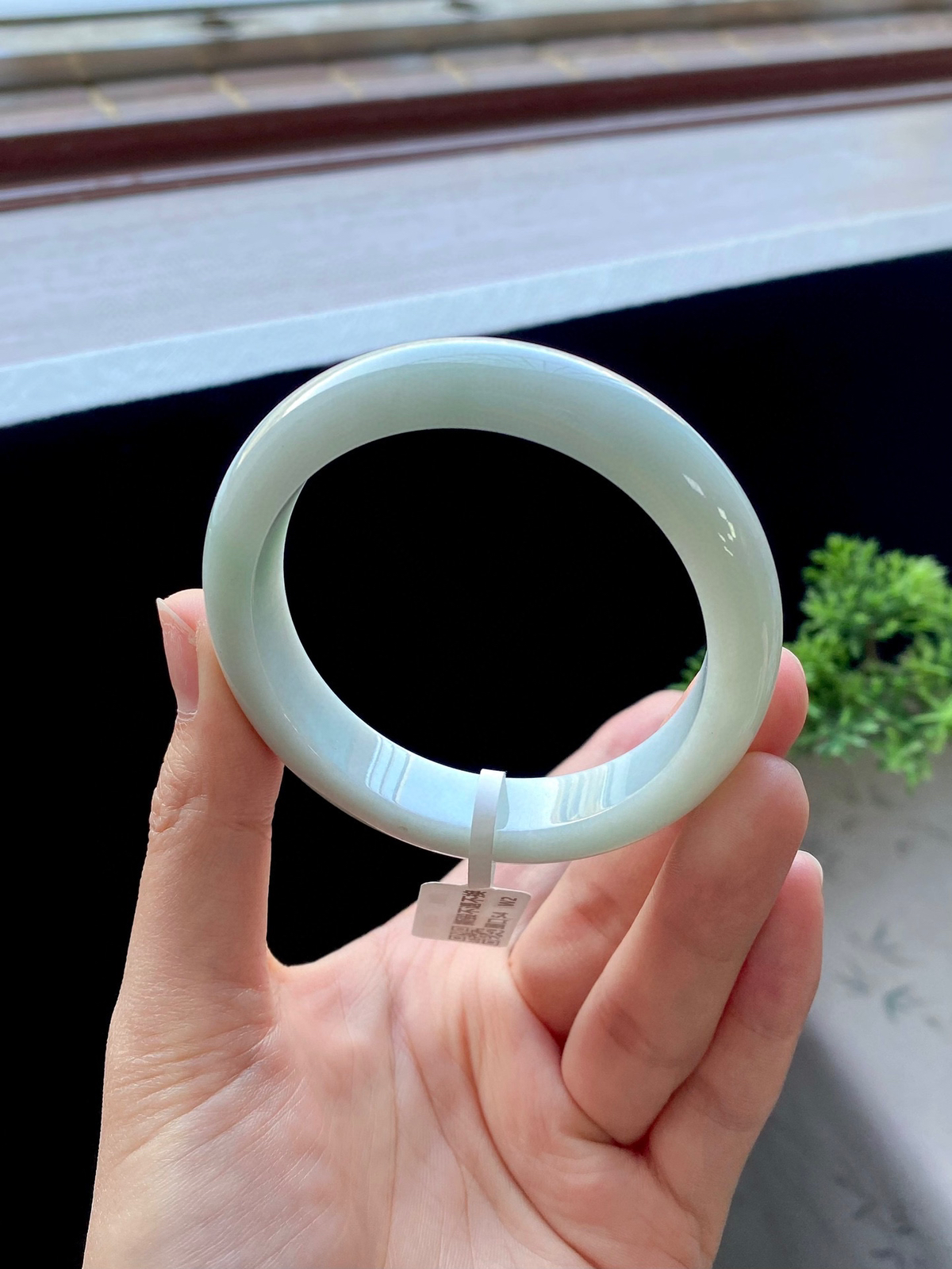 淡蓝白月光正圈成品（纹裂不扣）
HY-8531
⭕️54.5-12.3-8.2