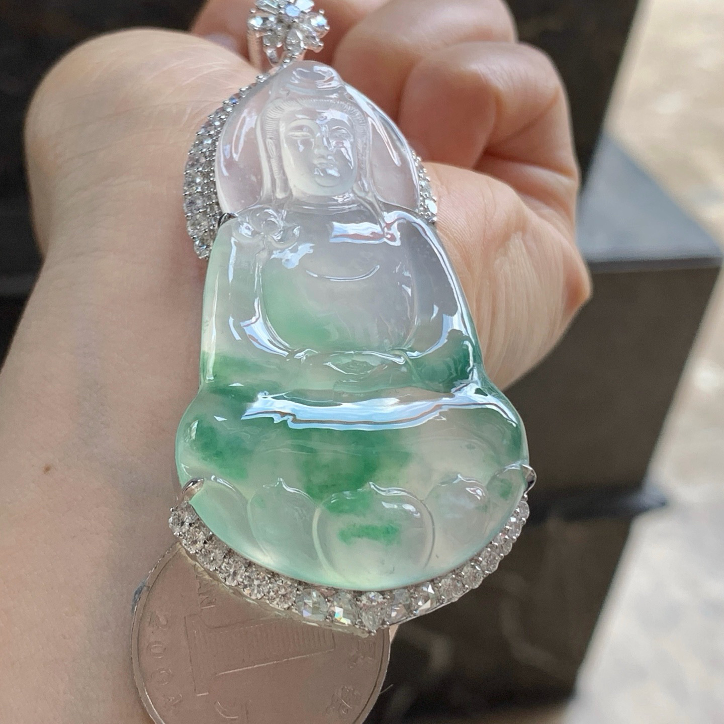 金钻飘绿观音^_^尺寸58.5-33.5-4.5 74.5-35-10.3mm