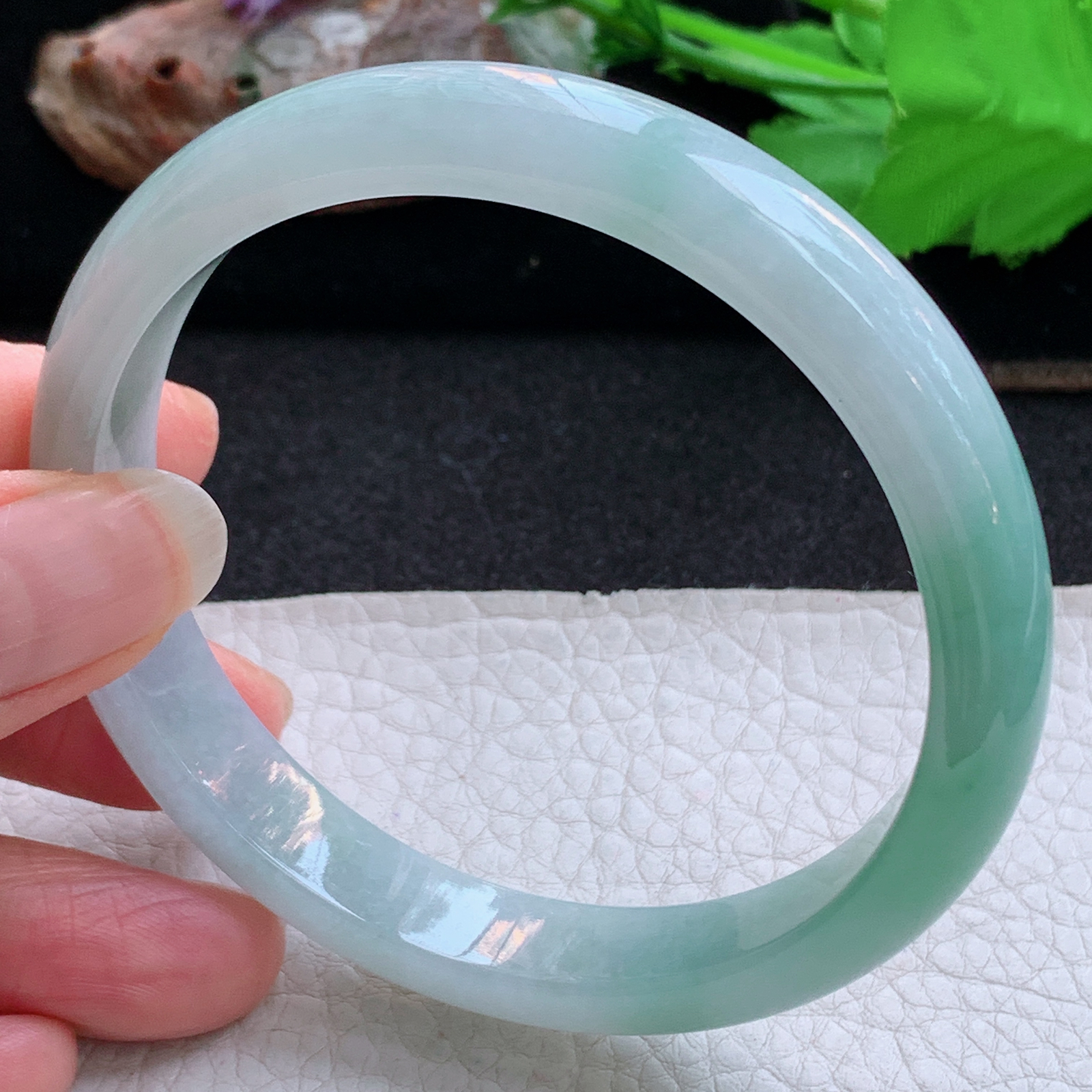 yh大圈口61*11.2*7.2平安镯 天然缅甸翡翠a货手镯清新正圈玉镯子