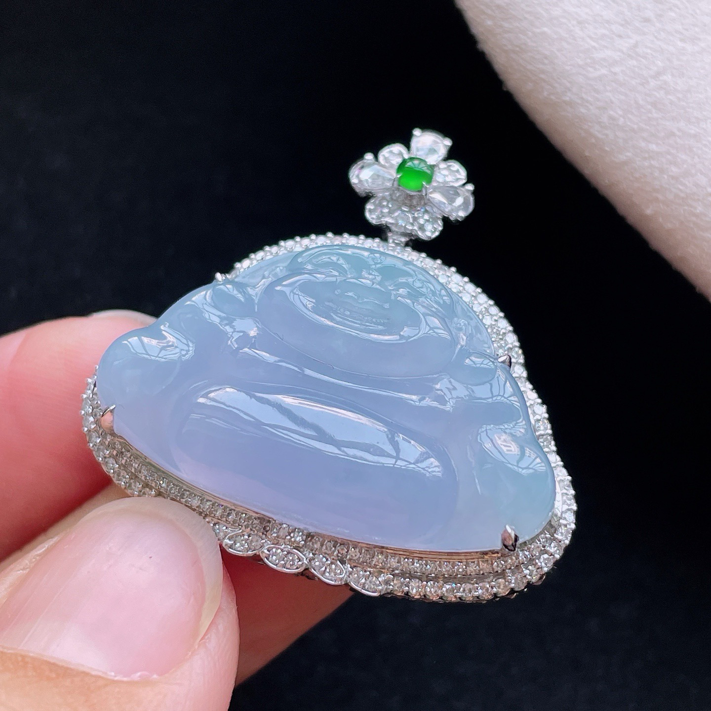 18K 紫罗兰·佛公

整32.5-33.3-10
裸18.7-30.1-5