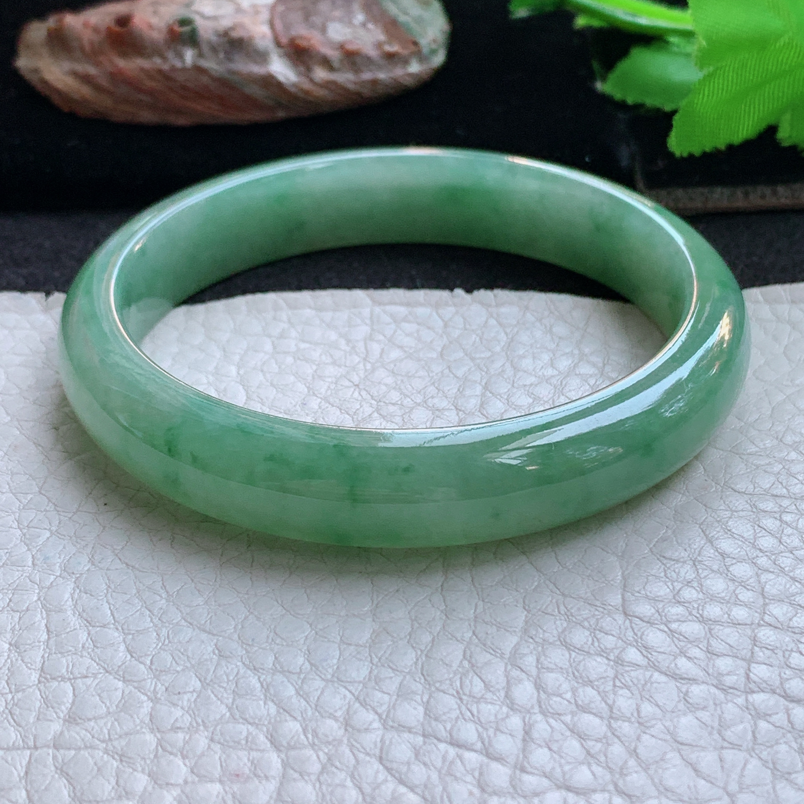 js大圈口60*12*7平安镯 天然缅甸翡翠a货手镯满绿飘花正圈玉镯子