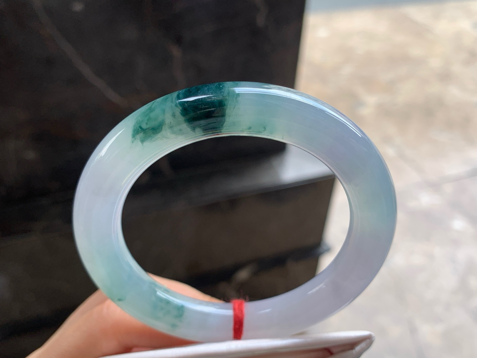 57-10.6

蓝花圆条手镯^_^飘花浓郁