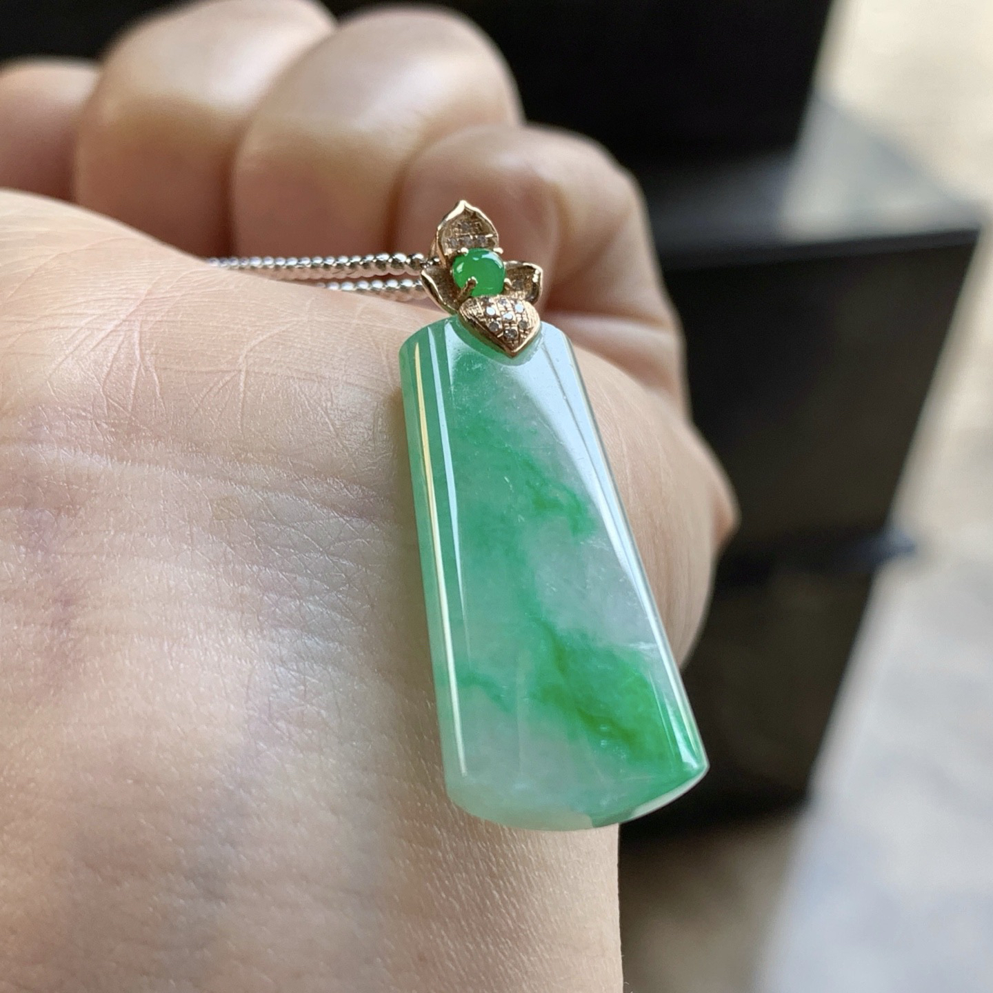 金扣飘绿无事牌^_^鲜艳