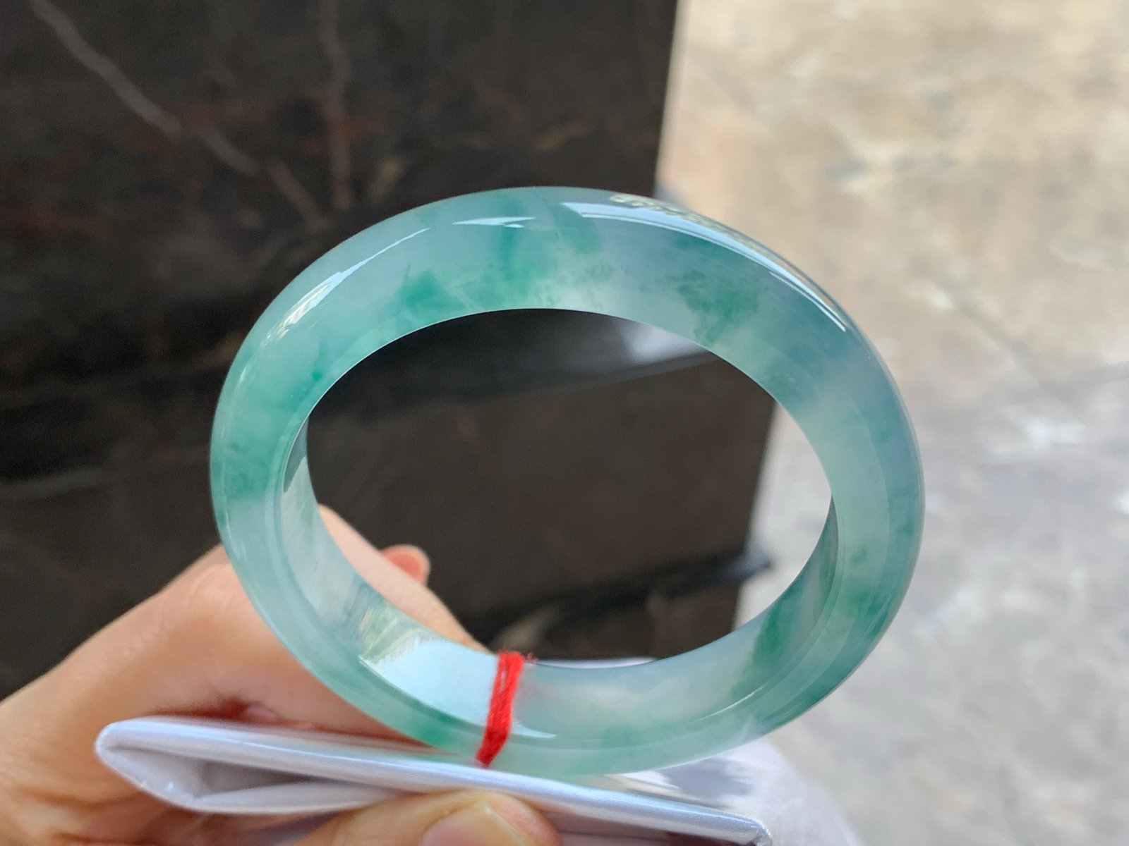 56-12.6-8.6

冰飘花手镯^_^飘花灵韵