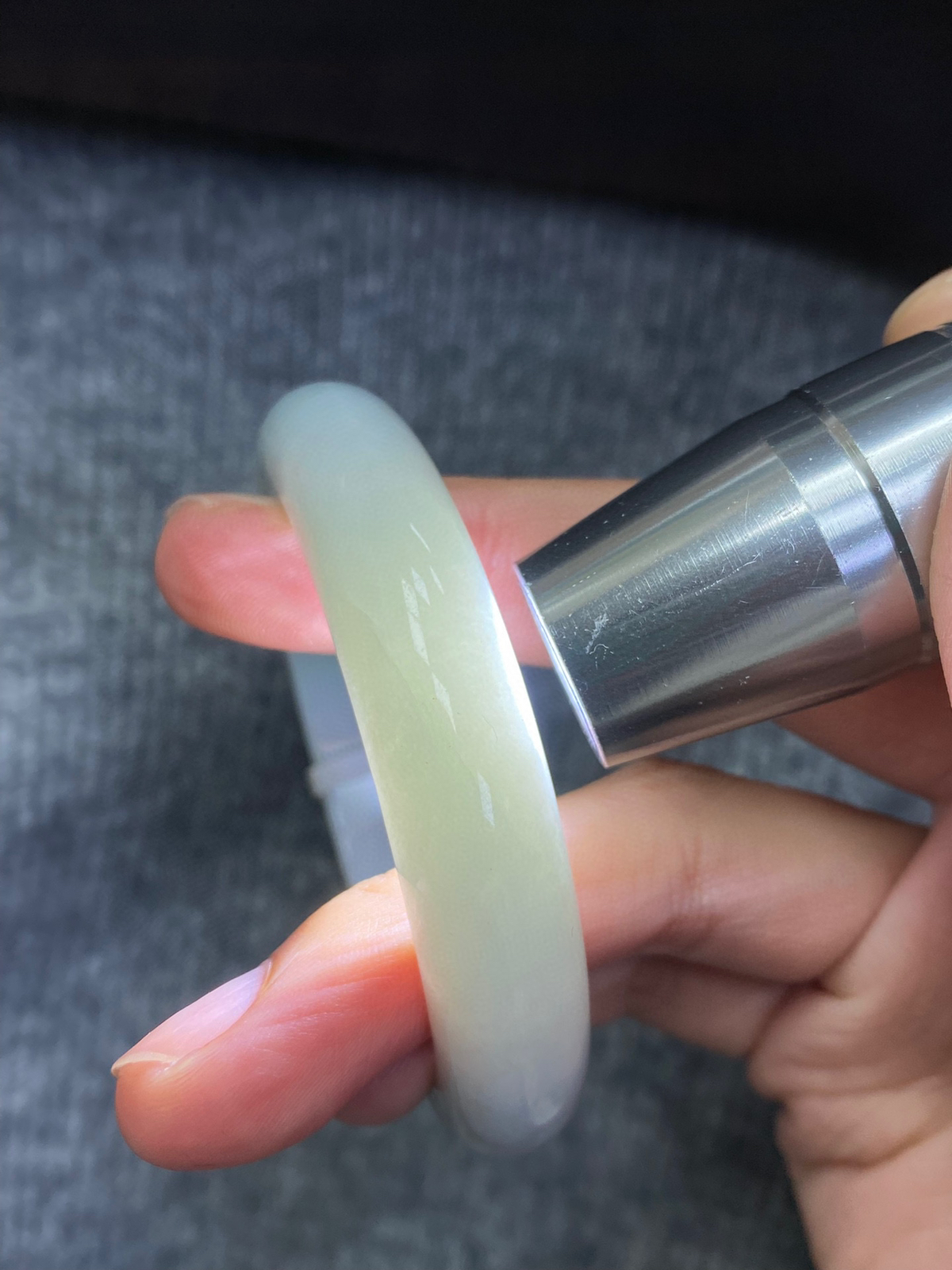 淡蓝白月光正圈成品（纹裂不扣）
HY-8531
⭕️54.5-12.3-8.2