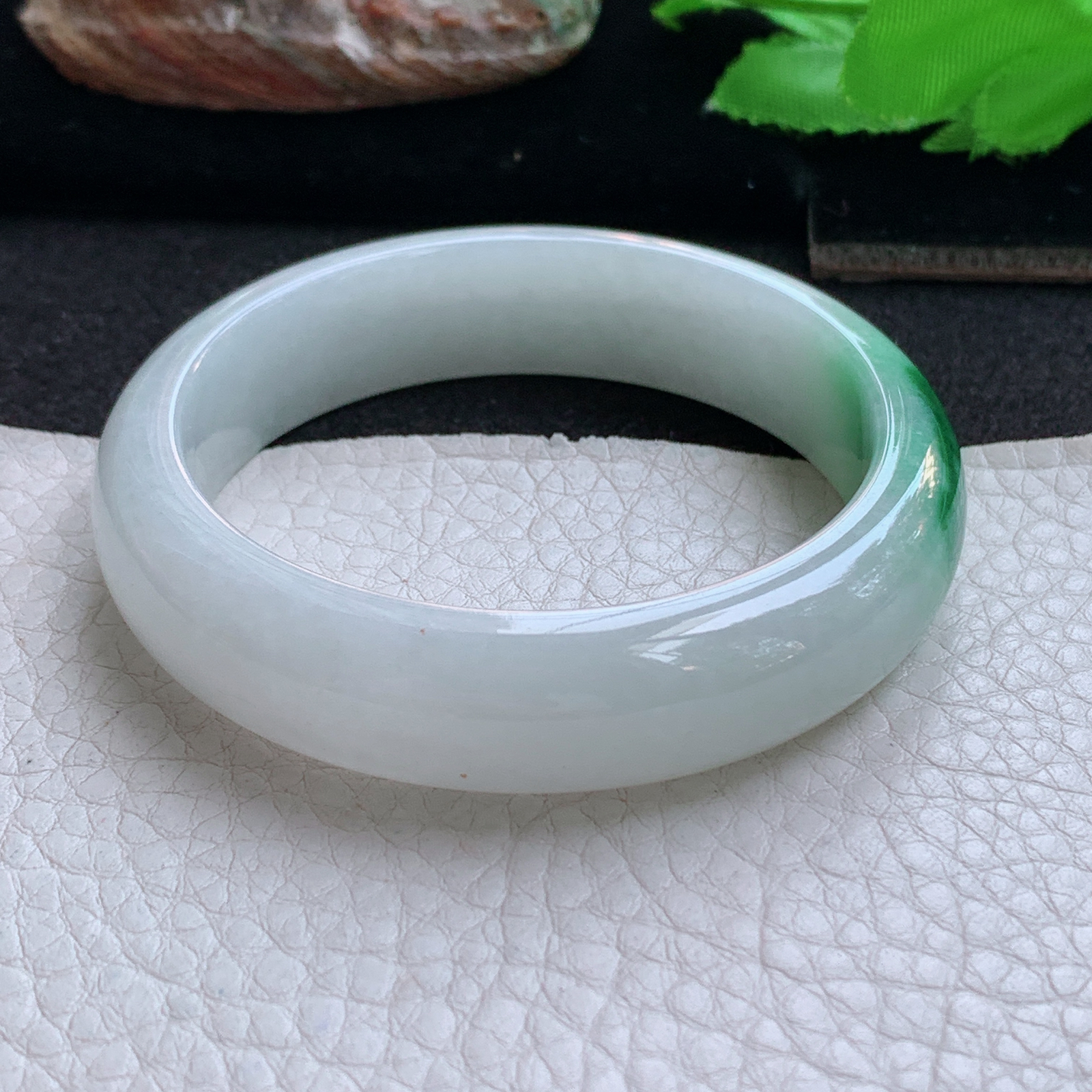 yh小圈口51*13.5*7.6平安镯 天然缅甸翡翠a货手镯飘绿正圈玉镯子