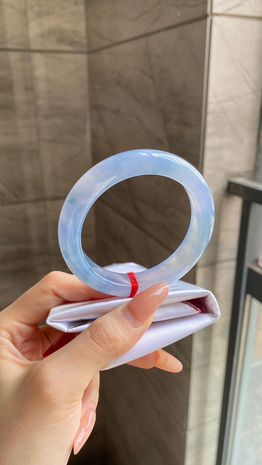 莫奈花园冰紫正圈
尺寸：54.8-11.5-9