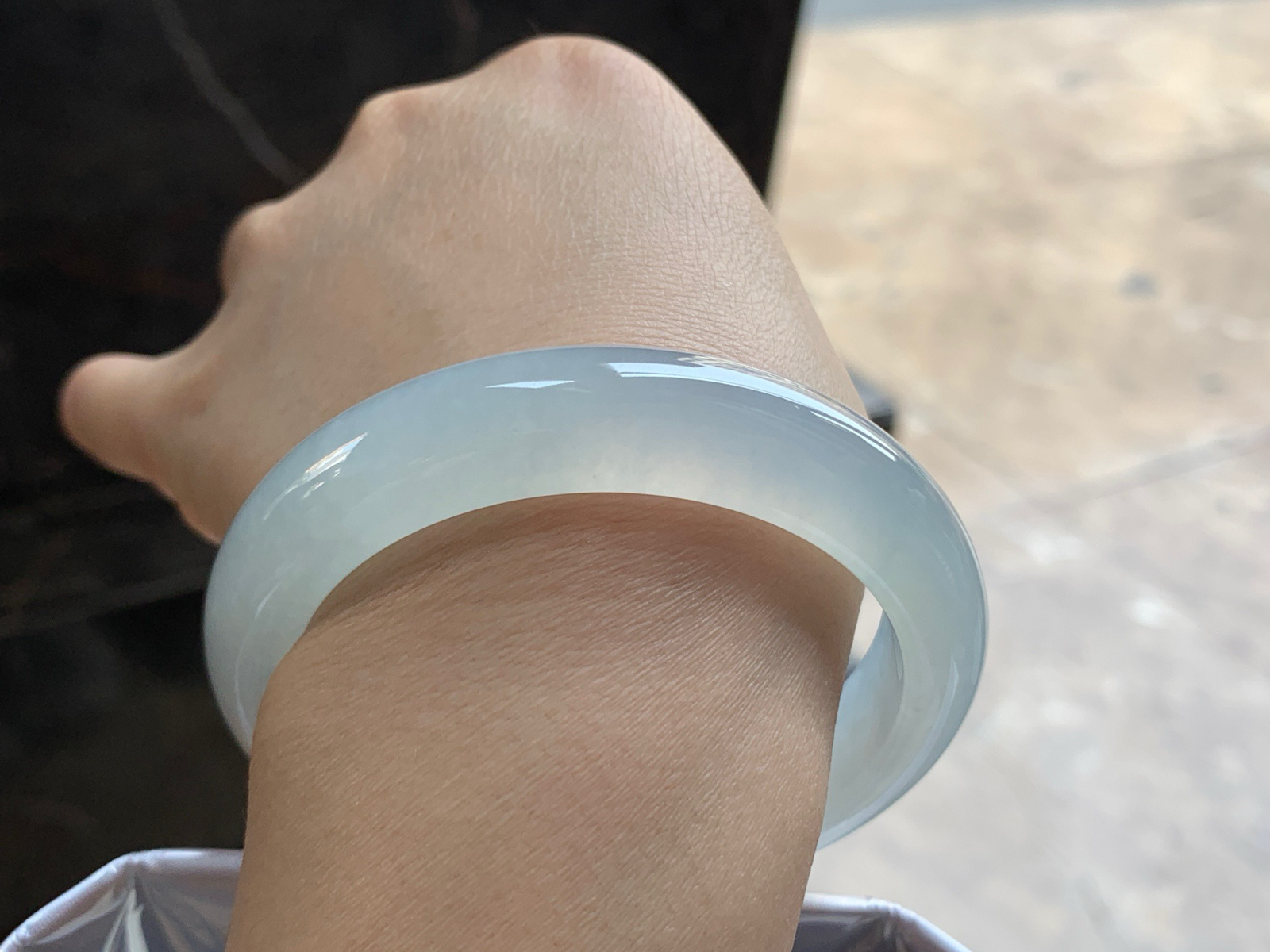 56-13-9.1

冰种手镯^_^清透