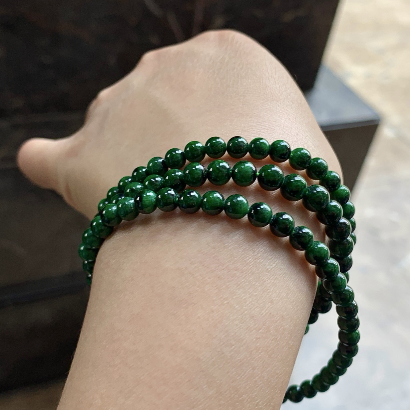 辣绿色珠链^_^鲜艳 浓郁