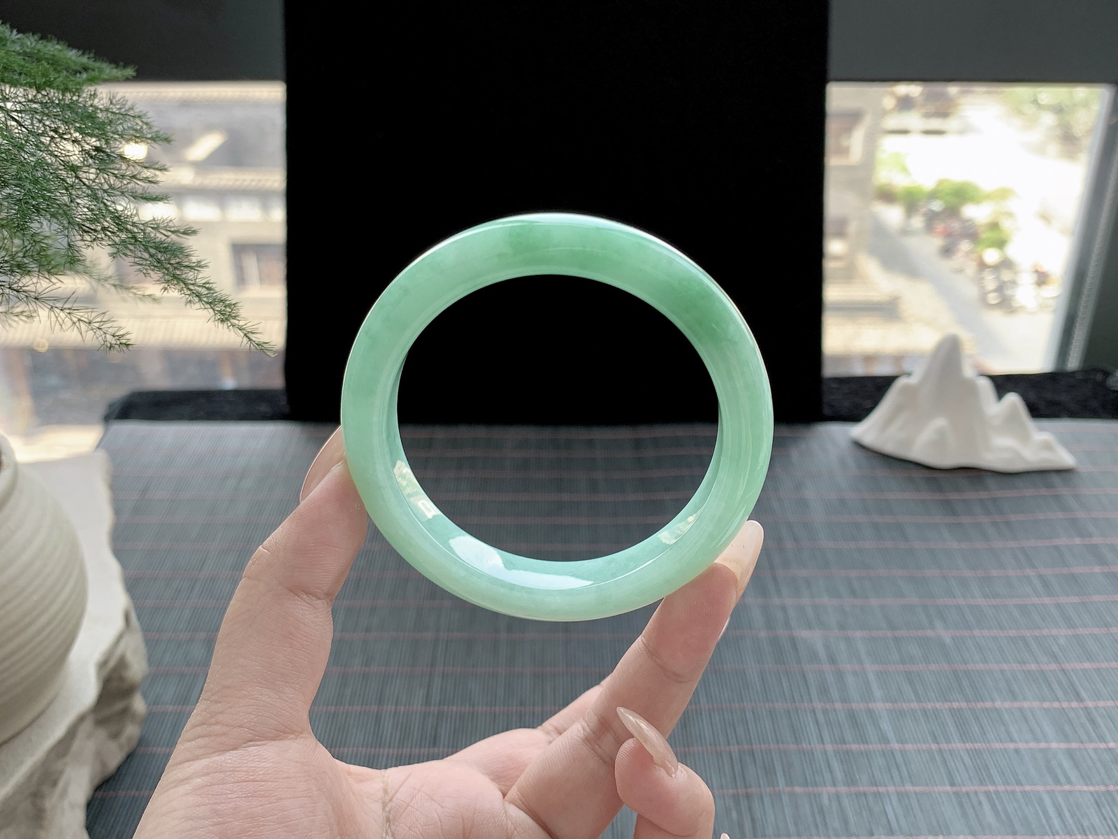 满圈果绿，尺寸：57.5-12.1-8.9