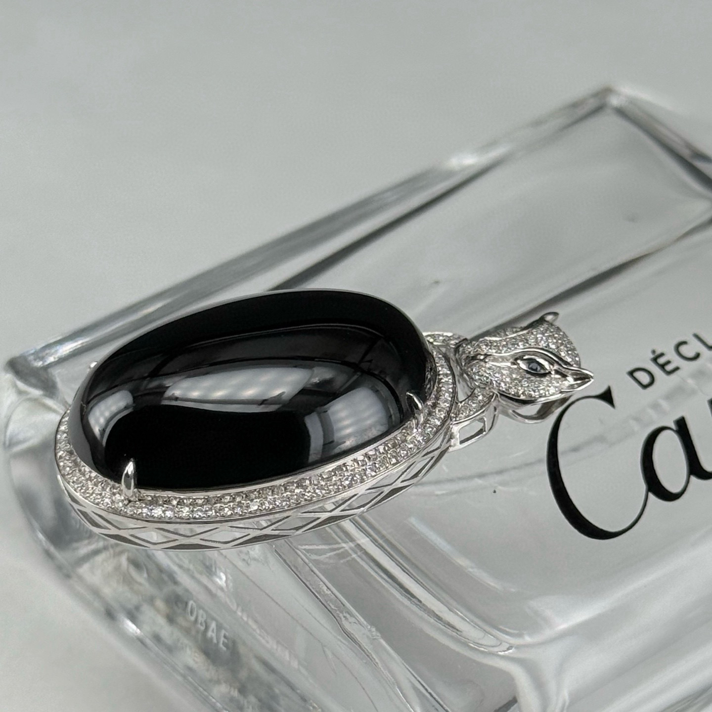 精品豪镶墨翠蛋面吊坠 种好色正 黑度极好 打灯通透 油性十足 尺寸42.6