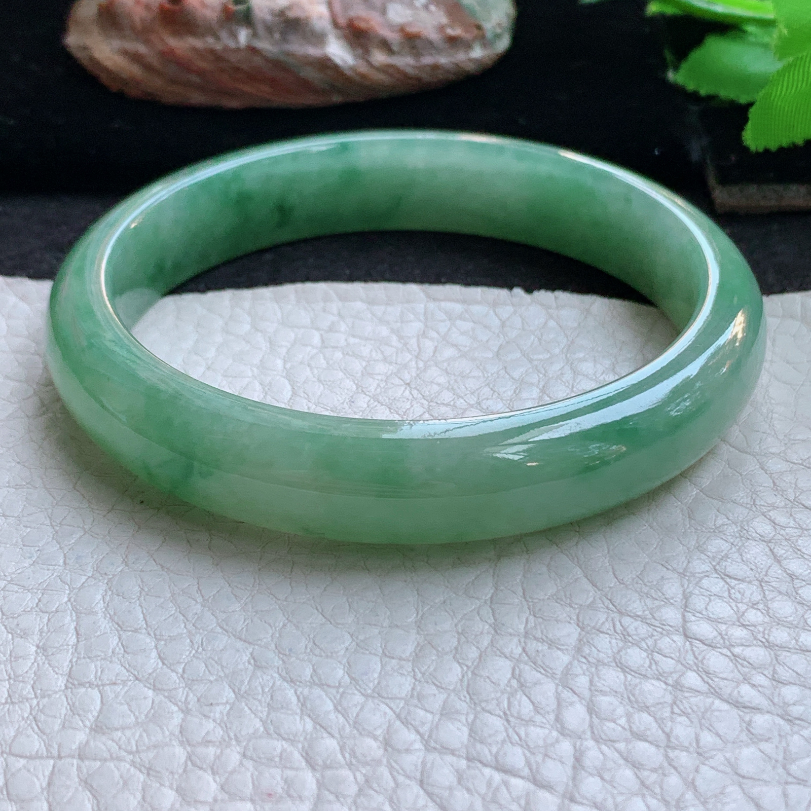 js大圈口60*12*7平安镯 天然缅甸翡翠a货手镯满绿飘花正圈玉镯子