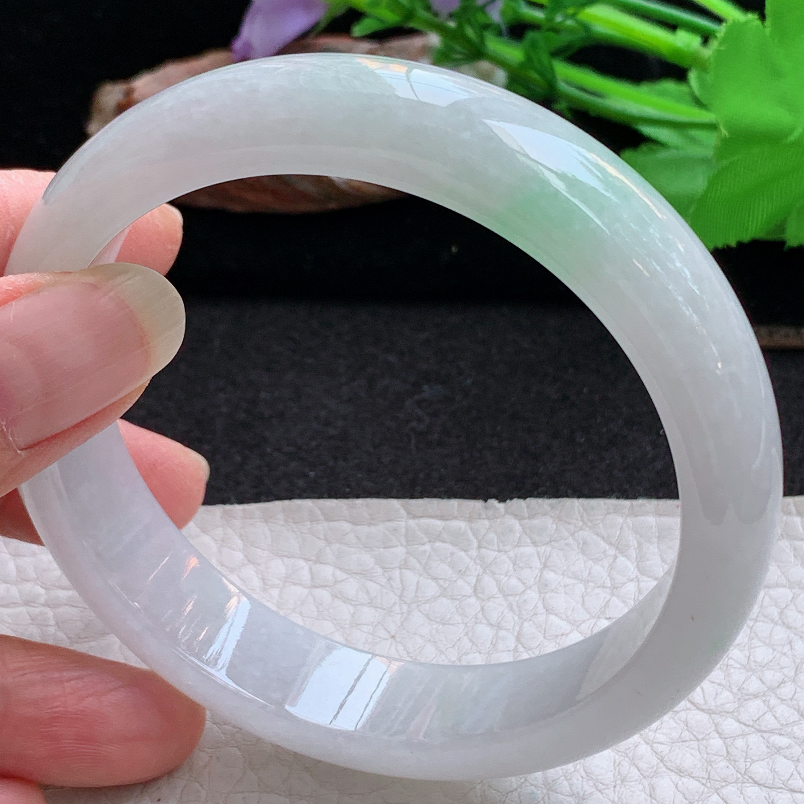 hy大圈口62.5*14.3*8平安镯 天然缅甸翡翠手镯飘绿细润正圈玉镯子