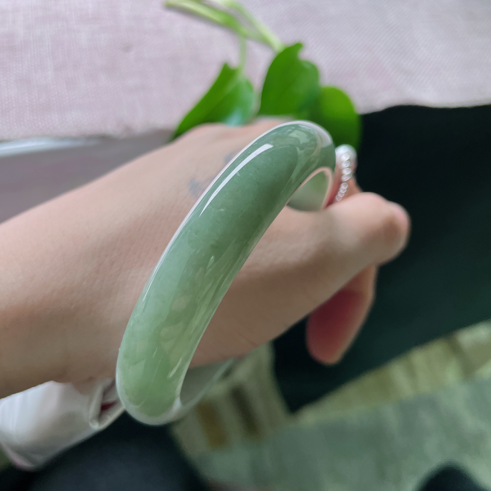 57.1/12.3/7.5，油绿正圈，半山水意境感，种老，晚间生香