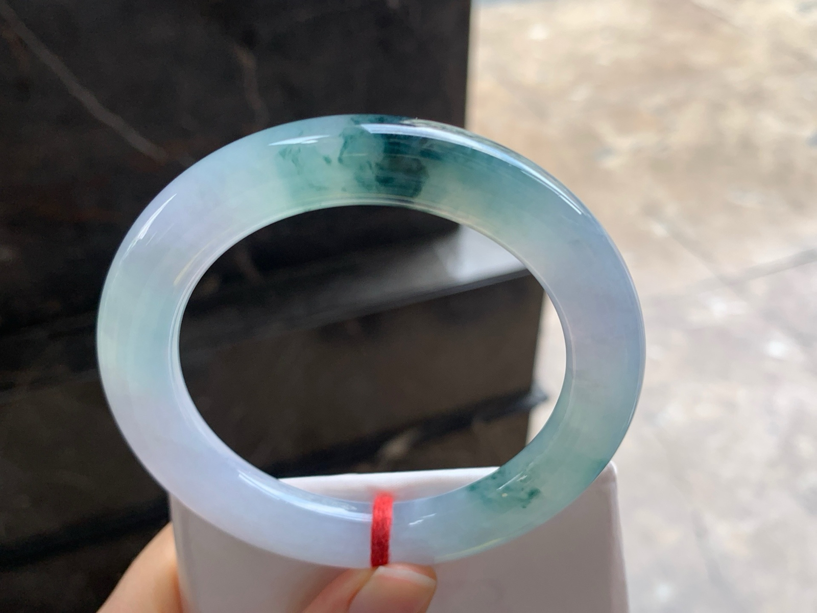 57-10.6

蓝花圆条手镯^_^飘花浓郁