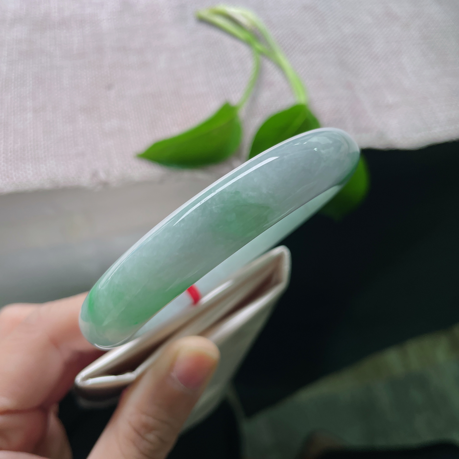 60/12.7/9.4，飘绿正圈，大圈口，紫绿相依，别有一番风味，细润，棉线，