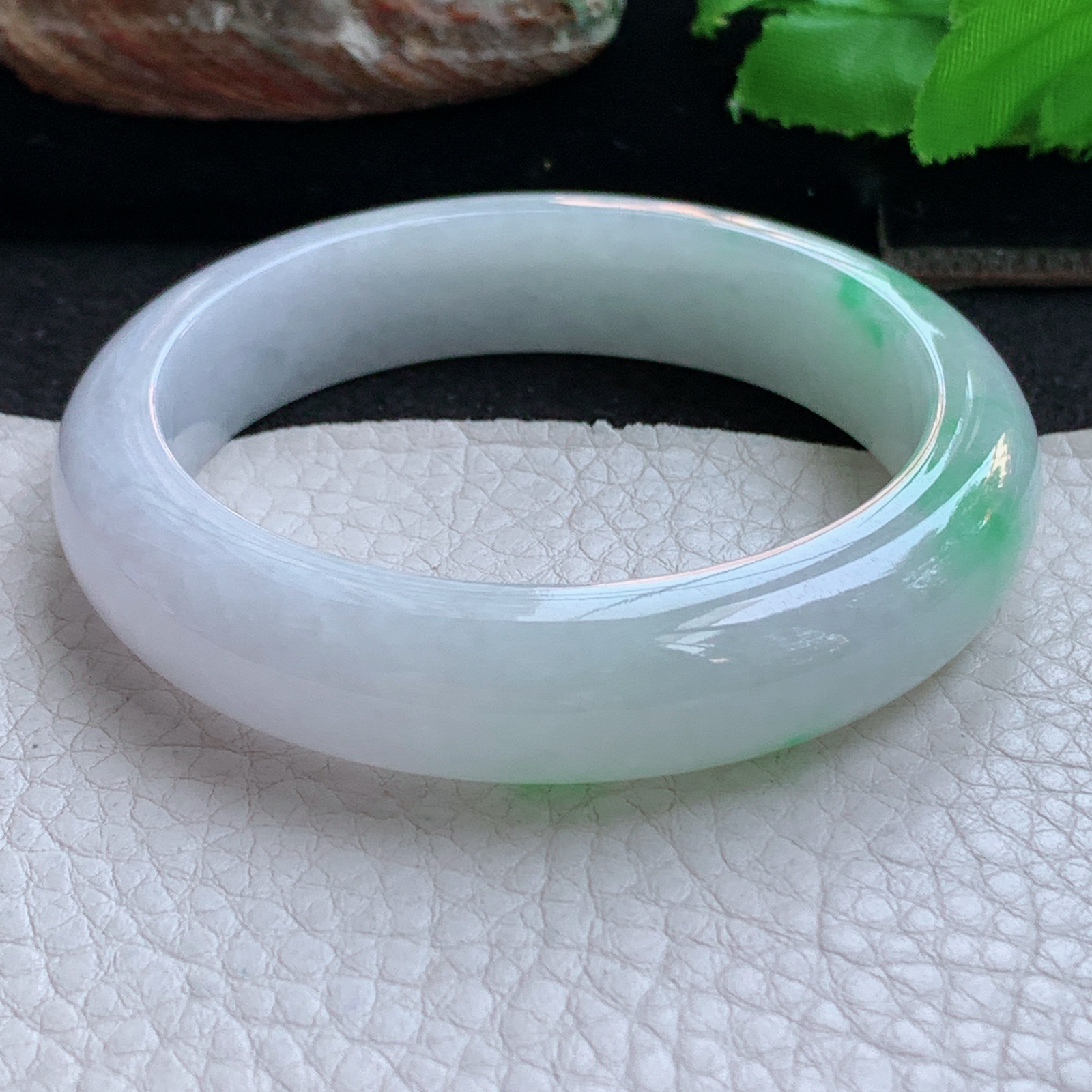 ee实拍53*13*8.3平安镯 天然缅甸翡翠a货手镯飘阳绿水润正圈玉镯子