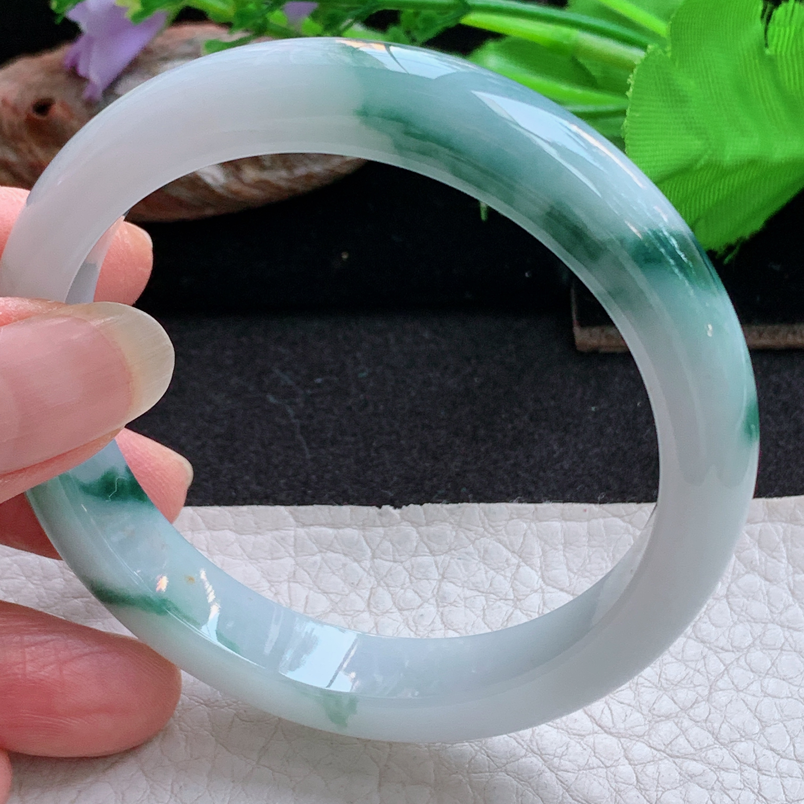 ee实拍56*11*7.8平安镯 天然缅甸翡翠a货手镯飘花水润正圈玉镯子